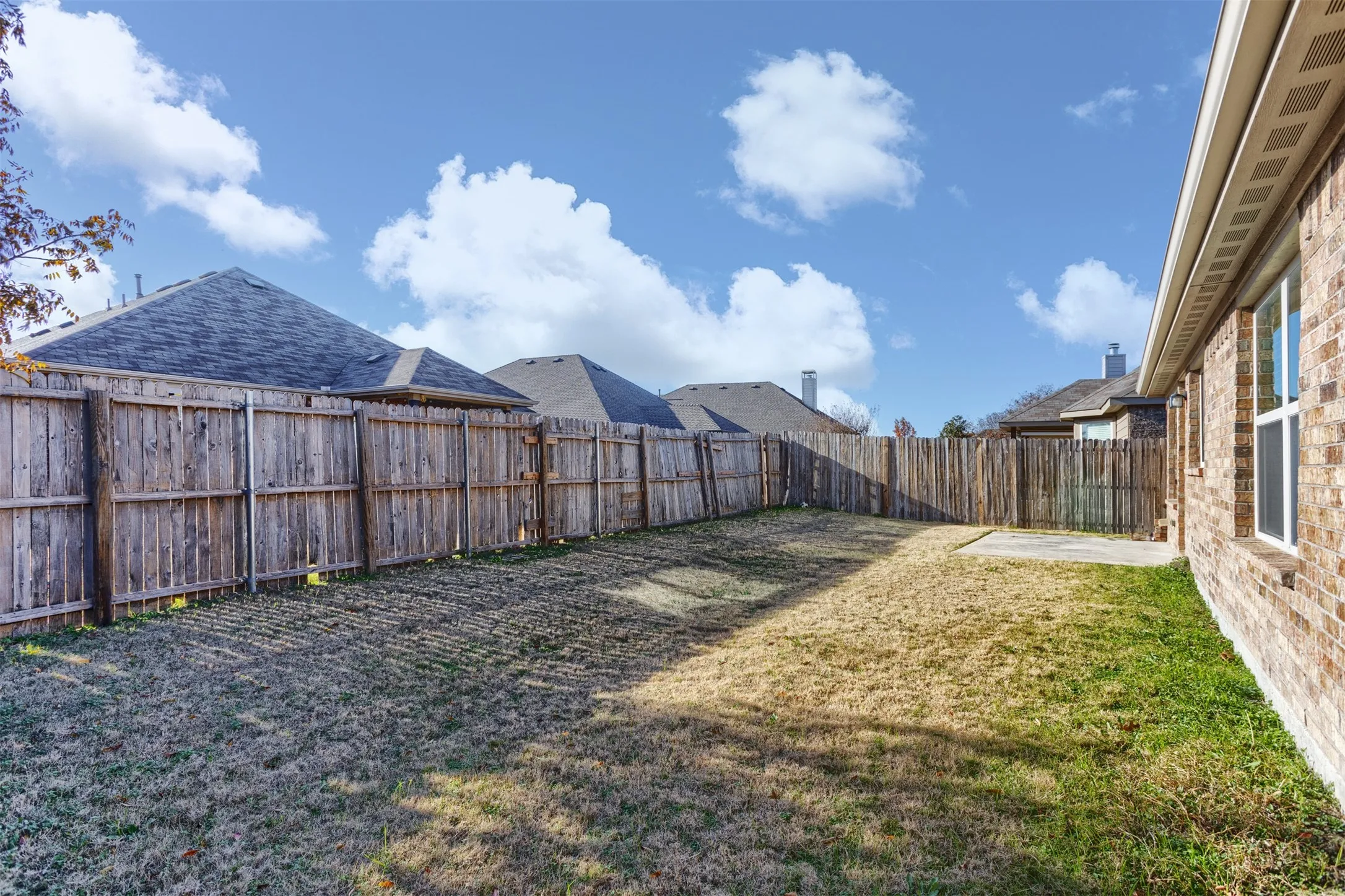 Single Family Residence For Sale in Denton County , 1408 Villa Paloma Boulevard, Little Elm, Texas 75068, 4 Bedroom, 3 Bathroom, 2 Garage spaces, 2,018 Sqft, built in 2013, Preowned, mls#21138604, Real Estate Agent in Little Elm, Homes For Sale in Denton county, Homes For Sale in Little Elm, Realtor in Little Elm Texas, Real Estate Brokerage Independent Realty Texas, Luminita Cordes Realtor