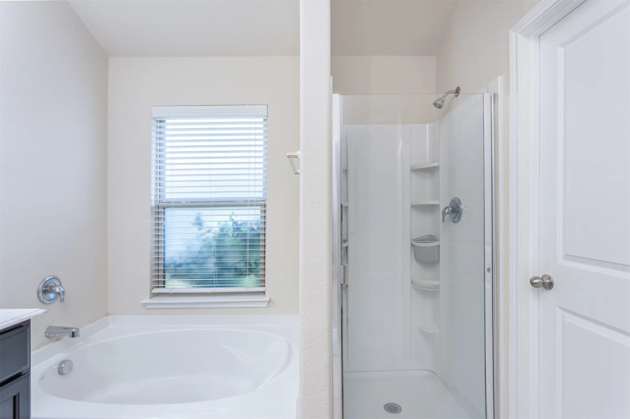 Single Family Residence For Sale in Denton County , 1308 Villa Paloma Boulevard, Little Elm, Texas 75068, 4 Bedroom, 3 Bathroom, 2 Garage spaces, 2,018 Sqft, built in 2013, Preowned, mls#21138591, Real Estate Agent in Little Elm, Homes For Sale in Denton county, Homes For Sale in Little Elm, Realtor in Little Elm Texas, Real Estate Brokerage Independent Realty Texas, Luminita Cordes Realtor