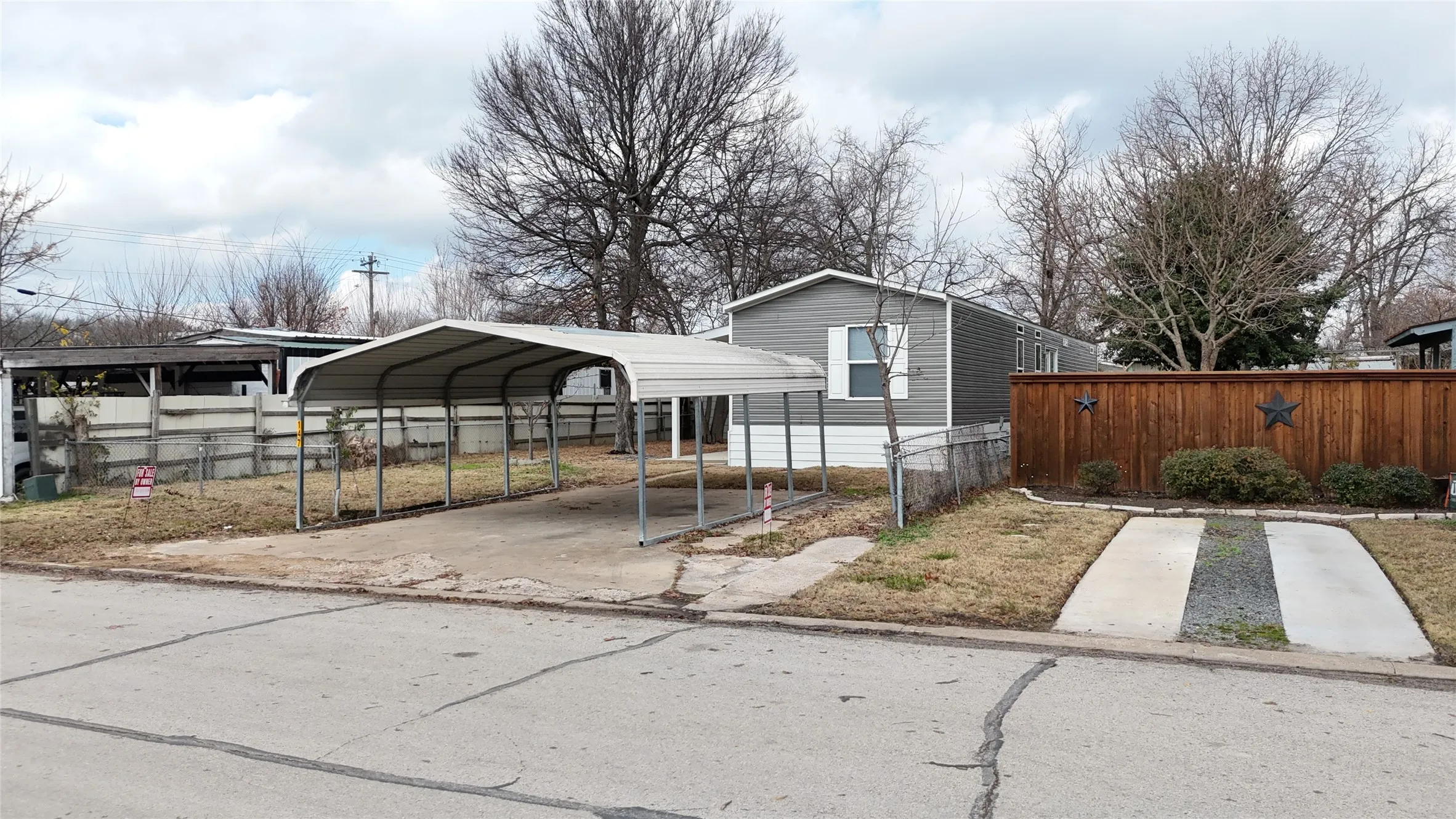Mobile Home For Sale in Dallas County , 147 Cottonwood Lane, Wylie, Texas 75098, 2 Bedroom, 2 Bathroom, Garage spaces, 1,088 Sqft, built in 2018, mls#21138703, Real Estate Agent in Wylie, Homes For Sale in Dallas county, Homes For Sale in Wylie, Realtor in Wylie Texas, Real Estate Brokerage Independent Realty Texas, Luminita Cordes Realtor