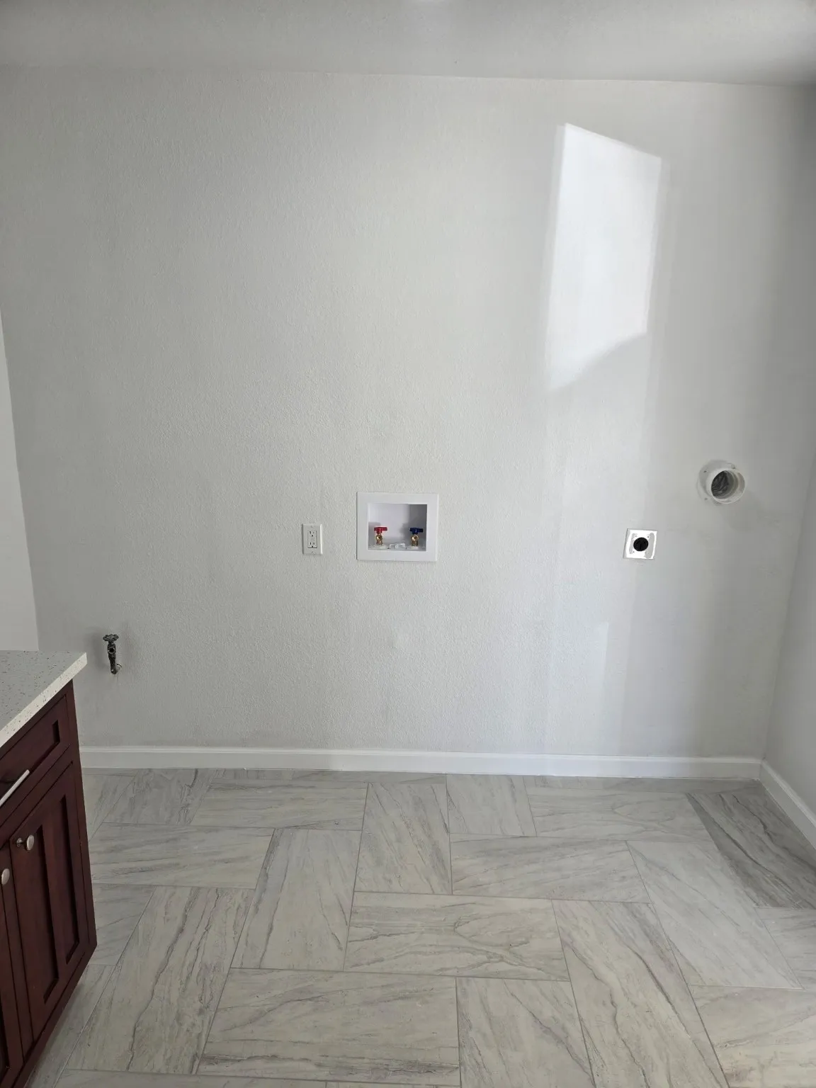 Single Family Residence For Sale in Mc Lennan County , 2110 N 06th Street, Waco, Texas 76708, 3 Bedroom, 2 Bathroom, 1 Garage spaces, 2,036 Sqft, built in 1989, mls#21138881, Real Estate Agent in Waco, Homes For Sale in Mc Lennan county, Homes For Sale in Waco, Realtor in Waco Texas, Real Estate Brokerage Independent Realty Texas, Luminita Cordes Realtor