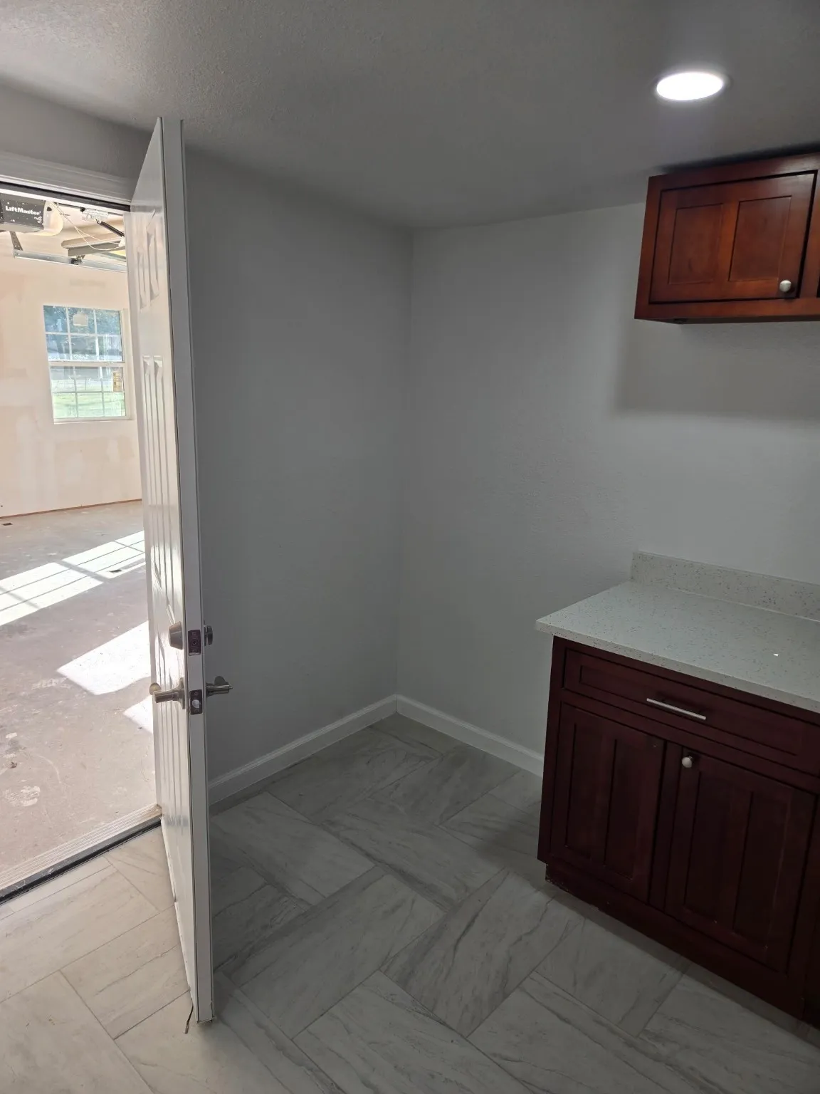 Single Family Residence For Sale in Mc Lennan County , 2110 N 06th Street, Waco, Texas 76708, 3 Bedroom, 2 Bathroom, 1 Garage spaces, 2,036 Sqft, built in 1989, mls#21138881, Real Estate Agent in Waco, Homes For Sale in Mc Lennan county, Homes For Sale in Waco, Realtor in Waco Texas, Real Estate Brokerage Independent Realty Texas, Luminita Cordes Realtor