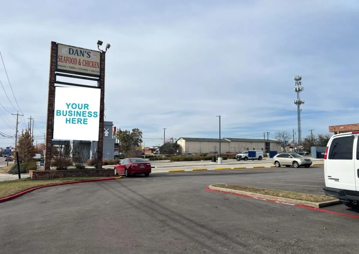 Retail For Rent in Dallas County , 3215 W Pleasant Run Road 200, Lancaster, Texas 75146, 0, 0, Garage spaces, 0 Sqft, built in 1985, Preowned, Price $11,095, mls#21138932, Real Estate Agent in Lancaster, Homes For Rent in Dallas county, Homes For Rent in Lancaster, Realtor in Lancaster Texas, Real Estate Brokerage Independent Realty Texas, Luminita Cordes Realtor