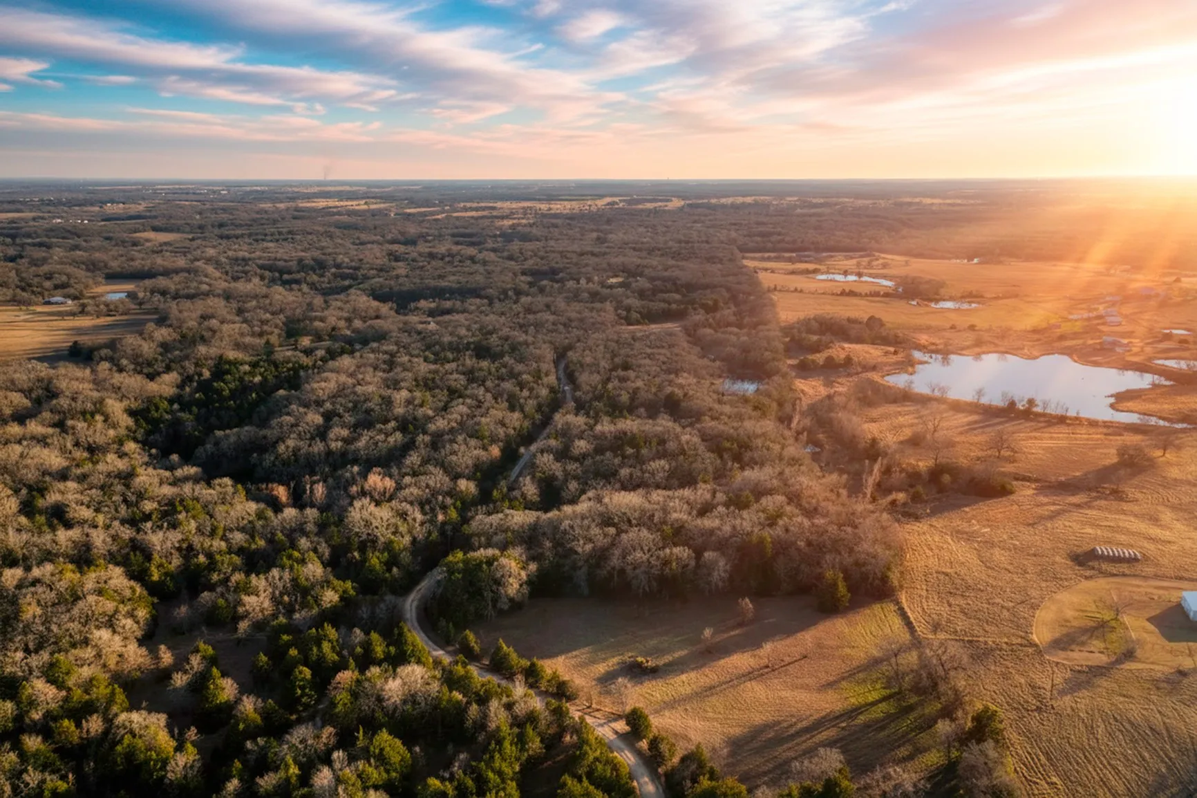 Improved Land For Sale in Grayson County , 401 Coyote Trail, Whitesboro, Texas 76273, 0, 0, Garage spaces, 0 Sqft, built in 1986, mls#21138952, Real Estate Agent in Whitesboro, Homes For Sale in Grayson county, Homes For Sale in Whitesboro, Realtor in Whitesboro Texas, Real Estate Brokerage Independent Realty Texas, Luminita Cordes Realtor