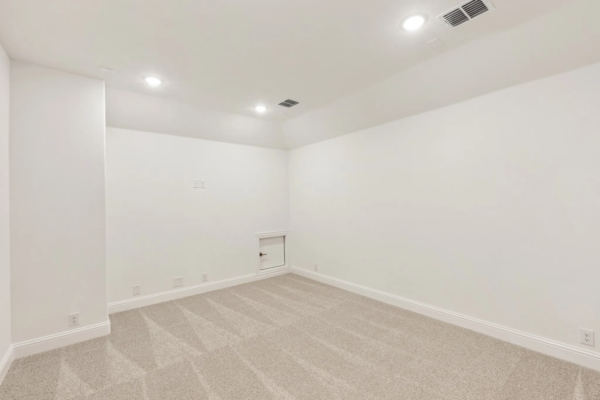 Single Family Residence For Sale in Tarrant County , 2300 Legacy Oaks Lane, Bedford, Texas 76021, 5 Bedroom, 4 Bathroom, 2 Garage spaces, 2,845 Sqft, built in 2026, New Construction - Complete, mls#21139035, Real Estate Agent in Bedford, Homes For Sale in Tarrant county, Homes For Sale in Bedford, Realtor in Bedford Texas, Real Estate Brokerage Independent Realty Texas, Luminita Cordes Realtor