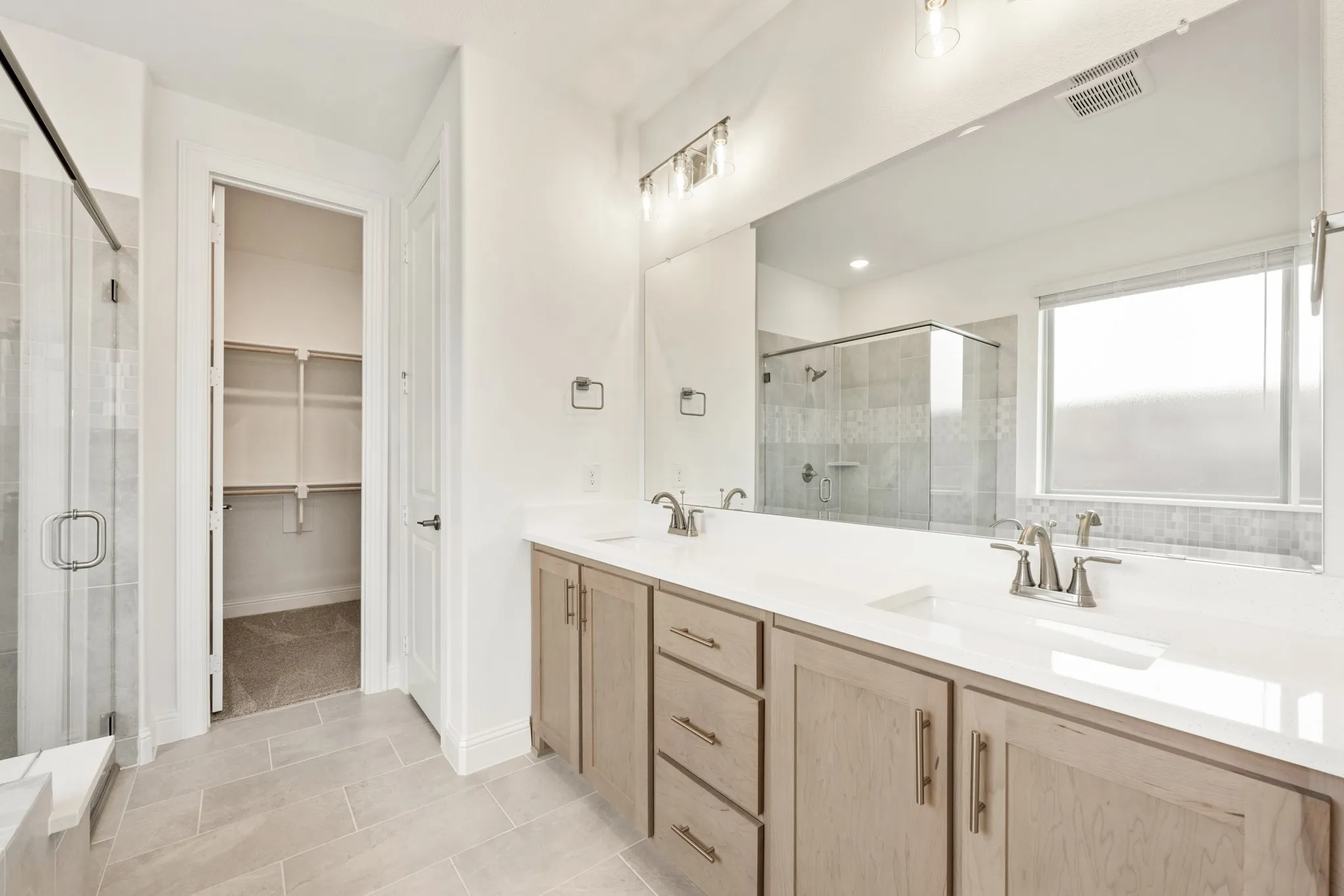 Single Family Residence For Sale in Tarrant County , 2300 Legacy Oaks Lane, Bedford, Texas 76021, 5 Bedroom, 4 Bathroom, 2 Garage spaces, 2,845 Sqft, built in 2026, New Construction - Complete, mls#21139035, Real Estate Agent in Bedford, Homes For Sale in Tarrant county, Homes For Sale in Bedford, Realtor in Bedford Texas, Real Estate Brokerage Independent Realty Texas, Luminita Cordes Realtor