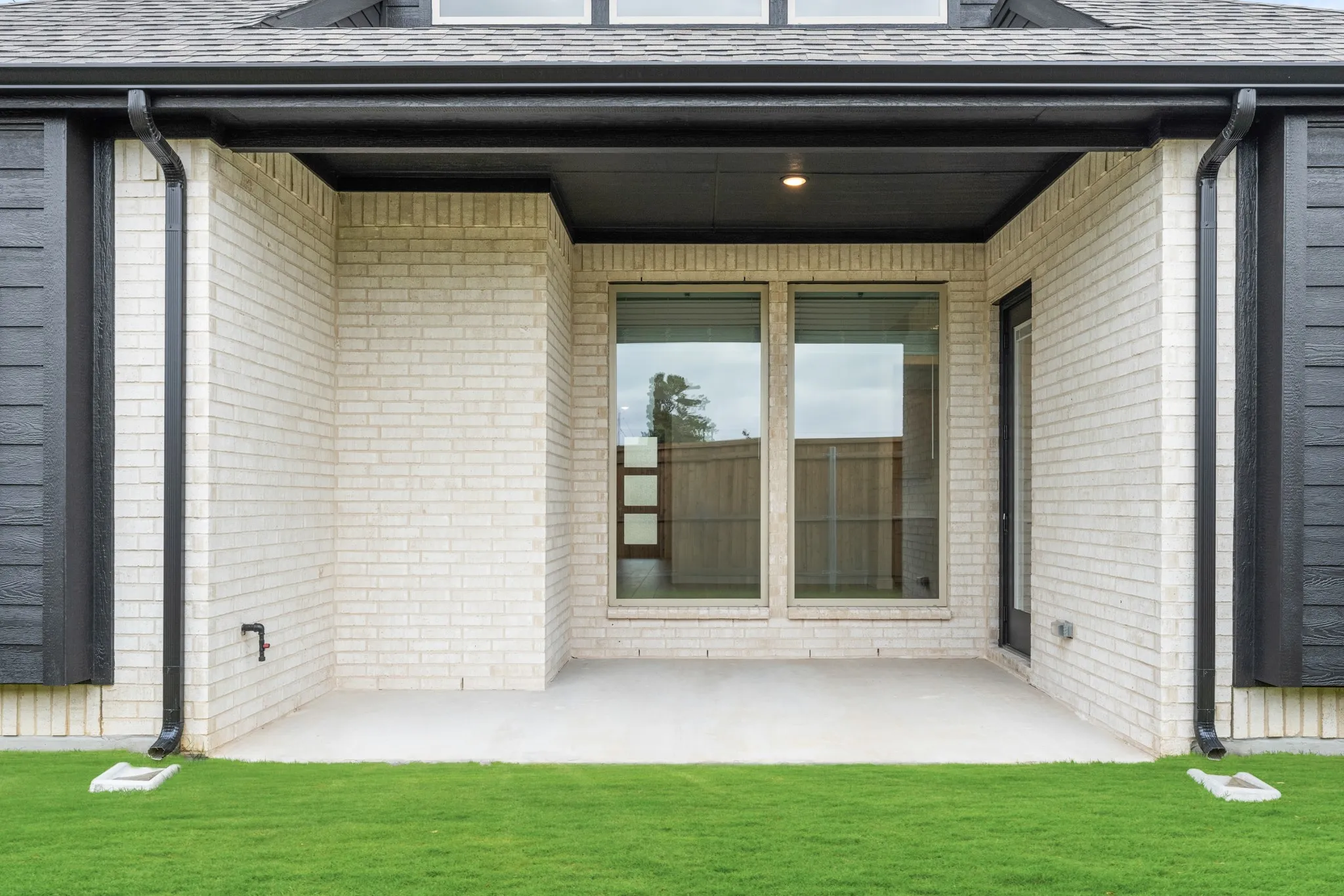 Single Family Residence For Sale in Tarrant County , 2300 Legacy Oaks Lane, Bedford, Texas 76021, 5 Bedroom, 4 Bathroom, 2 Garage spaces, 2,845 Sqft, built in 2026, New Construction - Complete, mls#21139035, Real Estate Agent in Bedford, Homes For Sale in Tarrant county, Homes For Sale in Bedford, Realtor in Bedford Texas, Real Estate Brokerage Independent Realty Texas, Luminita Cordes Realtor