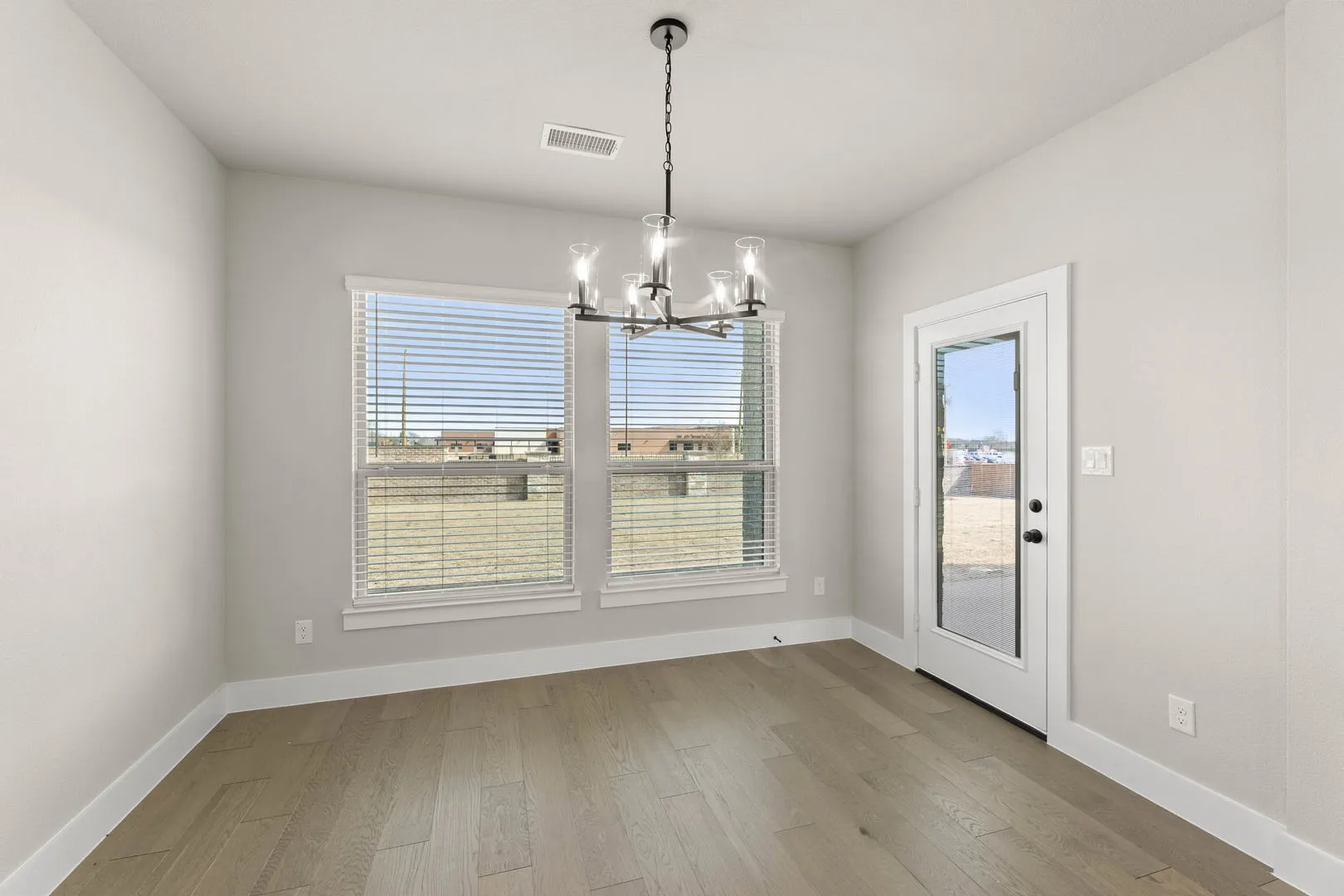260 Penrose-Dining-1