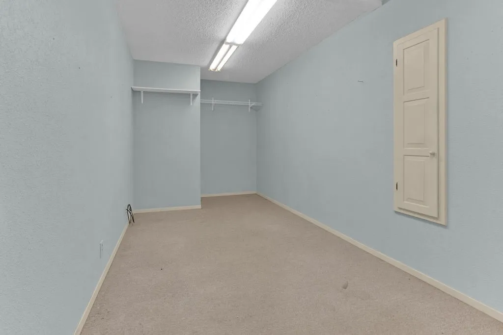 Farm For Sale in Smith County , 12575 Fm 3271, Tyler, Texas 75704, 4 Bedroom, 3 Bathroom, 2 Garage spaces, 2,379 Sqft, built in 1978, Price $695,000, mls#21139363, Real Estate Agent in Tyler, Homes For Sale in Smith county, Homes For Sale in Tyler, Realtor in Tyler Texas, Real Estate Brokerage Independent Realty Texas, Luminita Cordes Realtor
