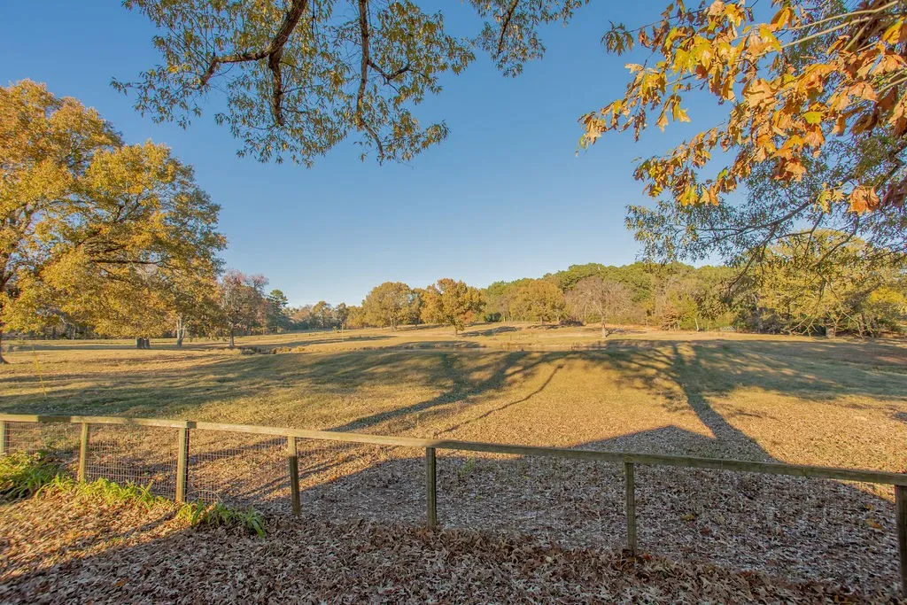Farm For Sale in Smith County , 12575 Fm 3271, Tyler, Texas 75704, 4 Bedroom, 3 Bathroom, 2 Garage spaces, 2,379 Sqft, built in 1978, Price $695,000, mls#21139363, Real Estate Agent in Tyler, Homes For Sale in Smith county, Homes For Sale in Tyler, Realtor in Tyler Texas, Real Estate Brokerage Independent Realty Texas, Luminita Cordes Realtor
