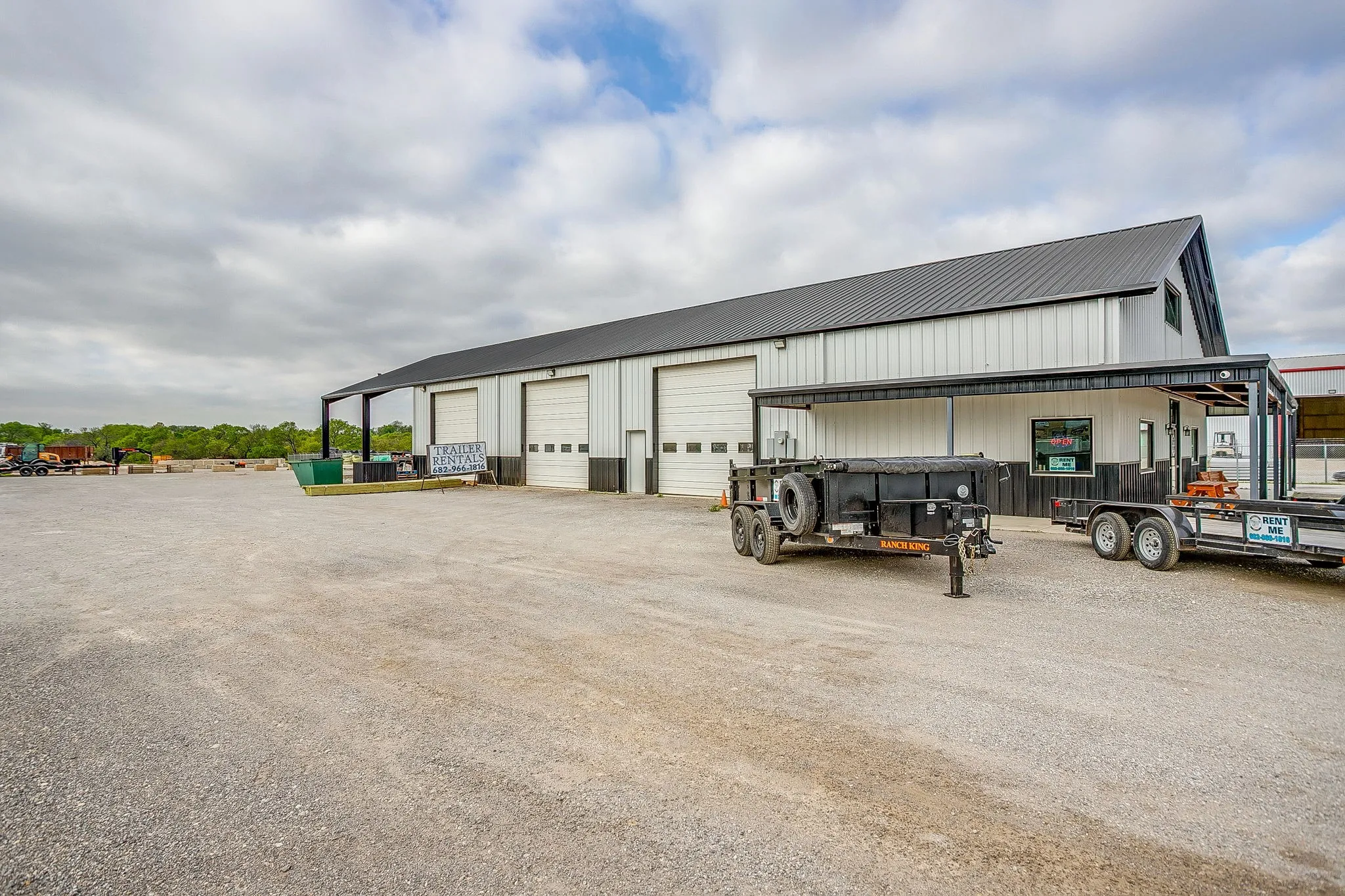 Industrial For Sale in Johnson County , 7209 N Highway 171, Godley, Texas 76044, 0, 0, Garage spaces, 0 Sqft, built in 2021, Preowned, Price $1,285,000, mls#21139391, Real Estate Agent in Godley, Homes For Sale in Johnson county, Homes For Sale in Godley, Realtor in Godley Texas, Real Estate Brokerage Independent Realty Texas, Luminita Cordes Realtor