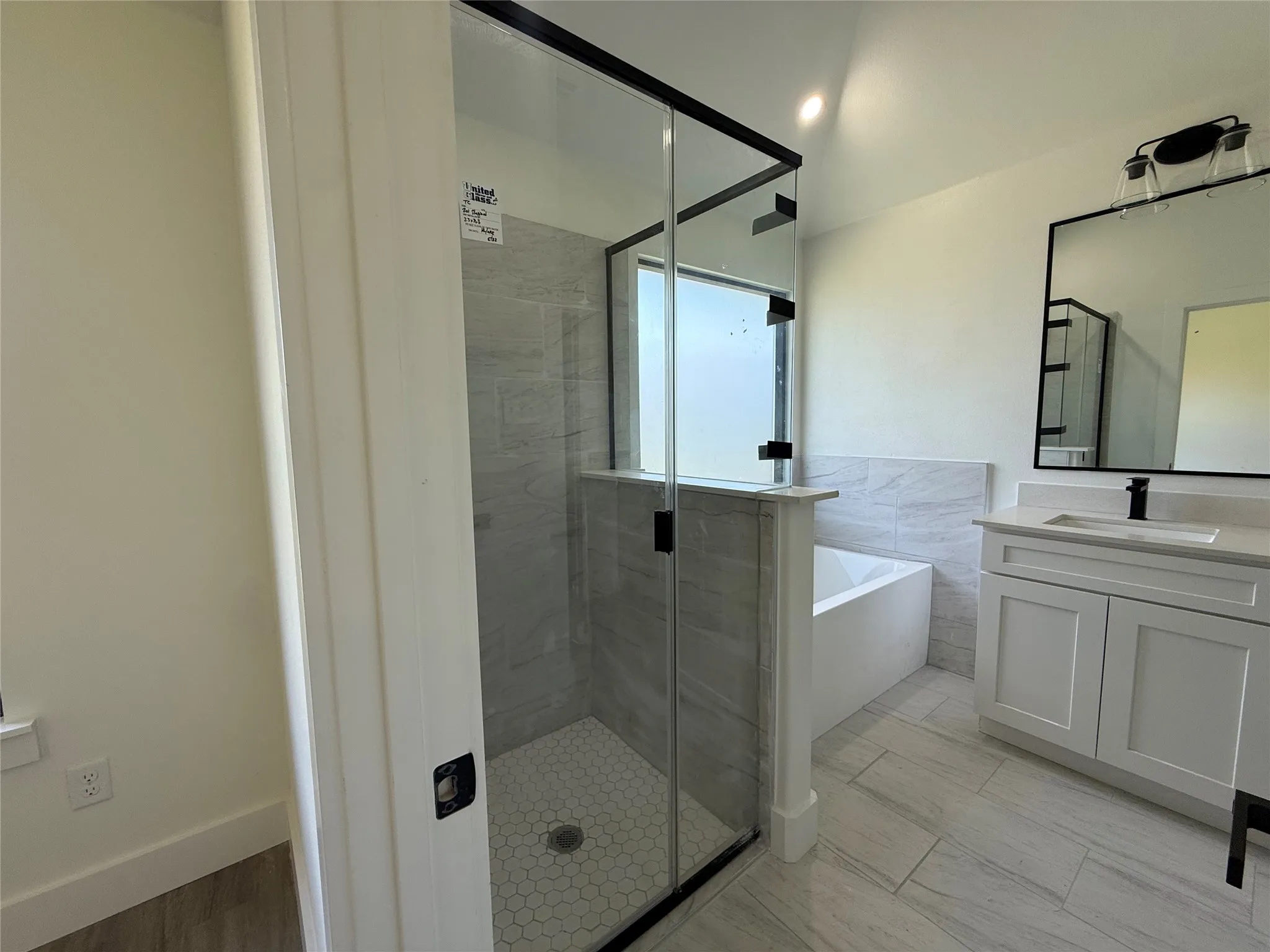 Single Family Residence For Sale in Johnson County , 209 Comfort Drive, Godley, Texas 76044, 3 Bedroom, 2 Bathroom, 2 Garage spaces, 1,763 Sqft, built in 2026, New Construction - Incomplete, mls#21134861, Real Estate Agent in Godley, Homes For Sale in Johnson county, Homes For Sale in Godley, Realtor in Godley Texas, Real Estate Brokerage Independent Realty Texas, Luminita Cordes Realtor