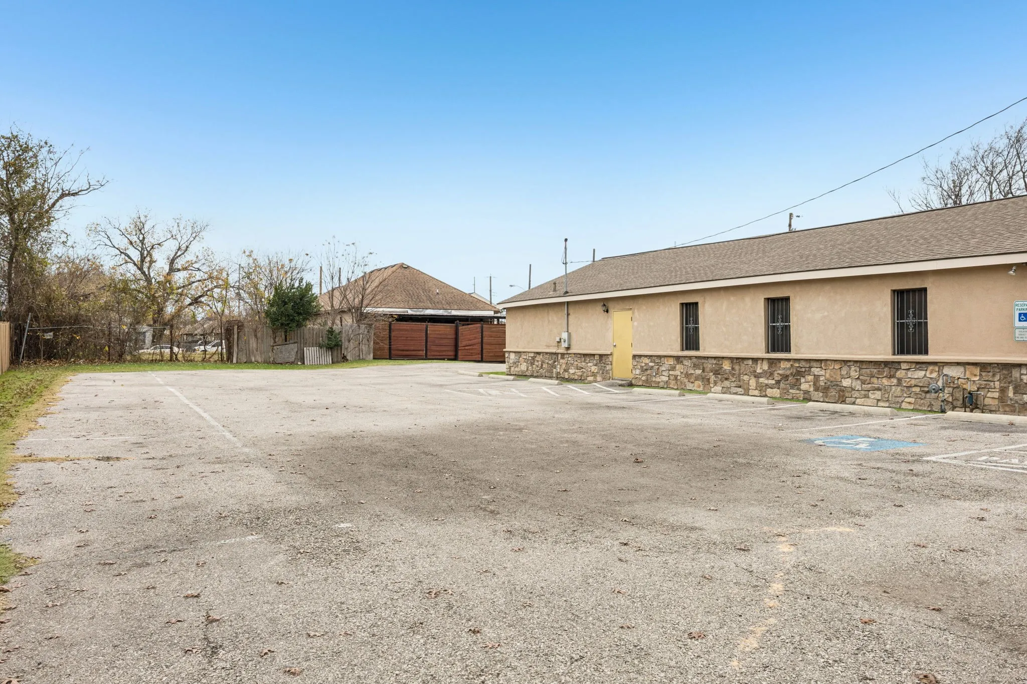 Unimproved Land For Sale in Dallas County , 1734 Nomas Street, Dallas, Texas 75212, 0, 0, Garage spaces, 0 Sqft, built in 0, mls#21138545, Real Estate Agent in Dallas, Homes For Sale in Dallas county, Homes For Sale in Dallas, Realtor in Dallas Texas, Real Estate Brokerage Independent Realty Texas, Luminita Cordes Realtor