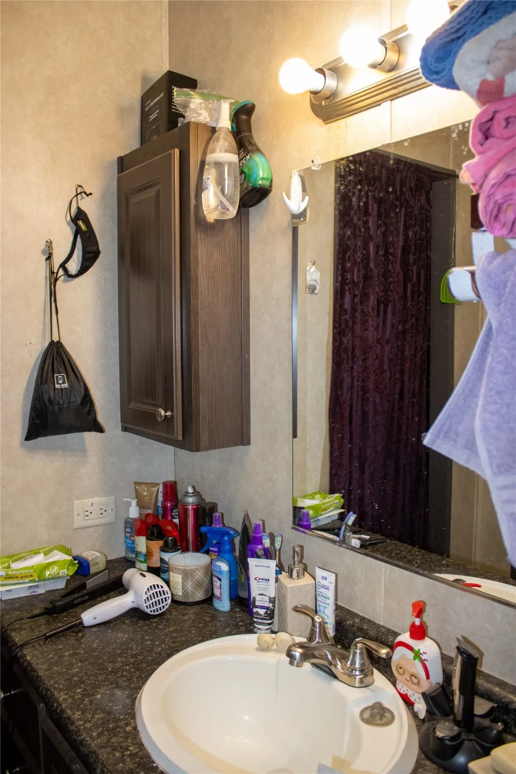 Mobile Home For Sale in Parker County , 145 Firefly Drive, Springtown, Texas 76082, 3 Bedrooms, 2 Bathrooms, Garage spaces, 1,216 Sqft, built in 2020, Preowned, Price $173,000, mls#21139406, Real Estate Agent in Springtown, Homes For Sale in Parker county, Homes For Sale in Springtown, Realtor in Springtown Texas, Real Estate Brokerage Independent Realty Texas, Luminita Cordes Realtor