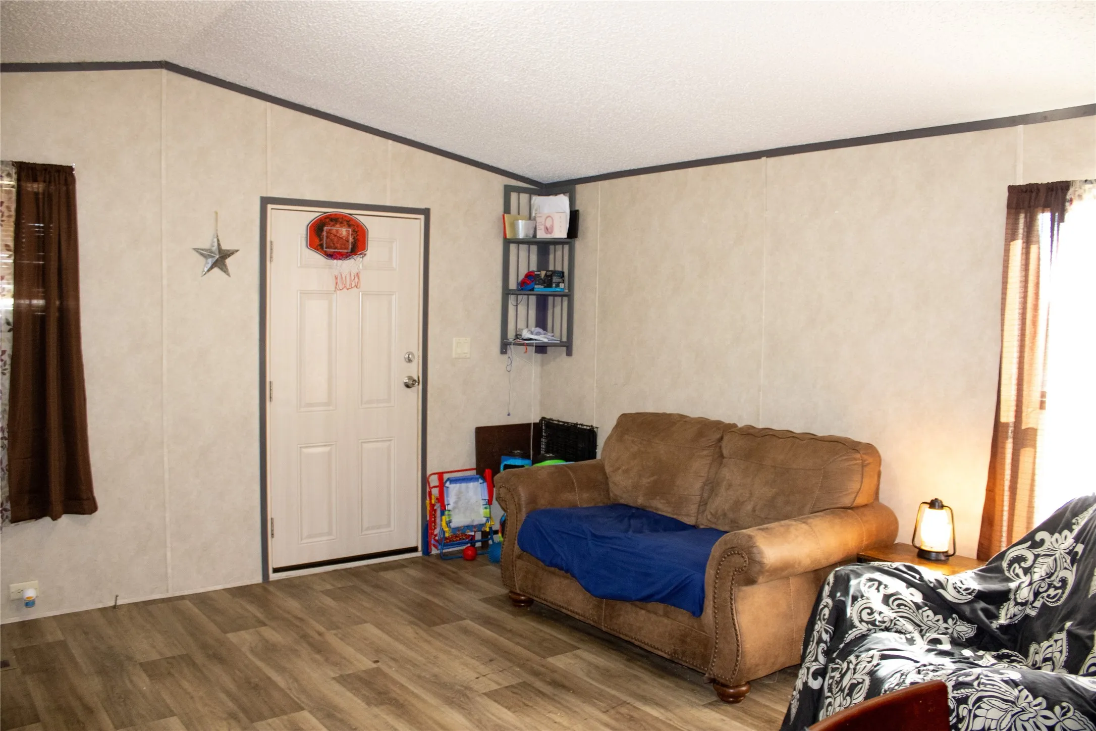 Mobile Home For Sale in Parker County , 145 Firefly Drive, Springtown, Texas 76082, 3 Bedrooms, 2 Bathrooms, Garage spaces, 1,216 Sqft, built in 2020, Preowned, Price $173,000, mls#21139406, Real Estate Agent in Springtown, Homes For Sale in Parker county, Homes For Sale in Springtown, Realtor in Springtown Texas, Real Estate Brokerage Independent Realty Texas, Luminita Cordes Realtor