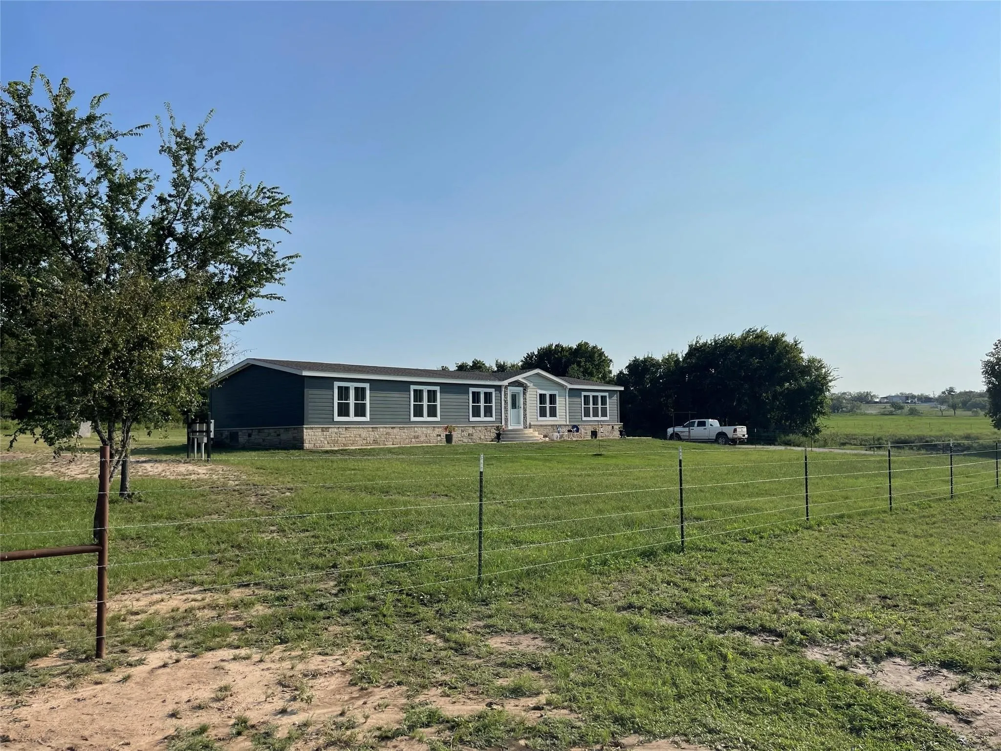 Farm For Sale in Erath County , 4565 County Road 140, Stephenville, Texas 76401, 4 Bedrooms, 2 Bathrooms, Garage spaces, 2,400 Sqft, built in 2022, Preowned, Price $1,450,000, mls#21139652, Real Estate Agent in Stephenville, Homes For Sale in Erath county, Homes For Sale in Stephenville, Realtor in Stephenville Texas, Real Estate Brokerage Independent Realty Texas, Luminita Cordes Realtor