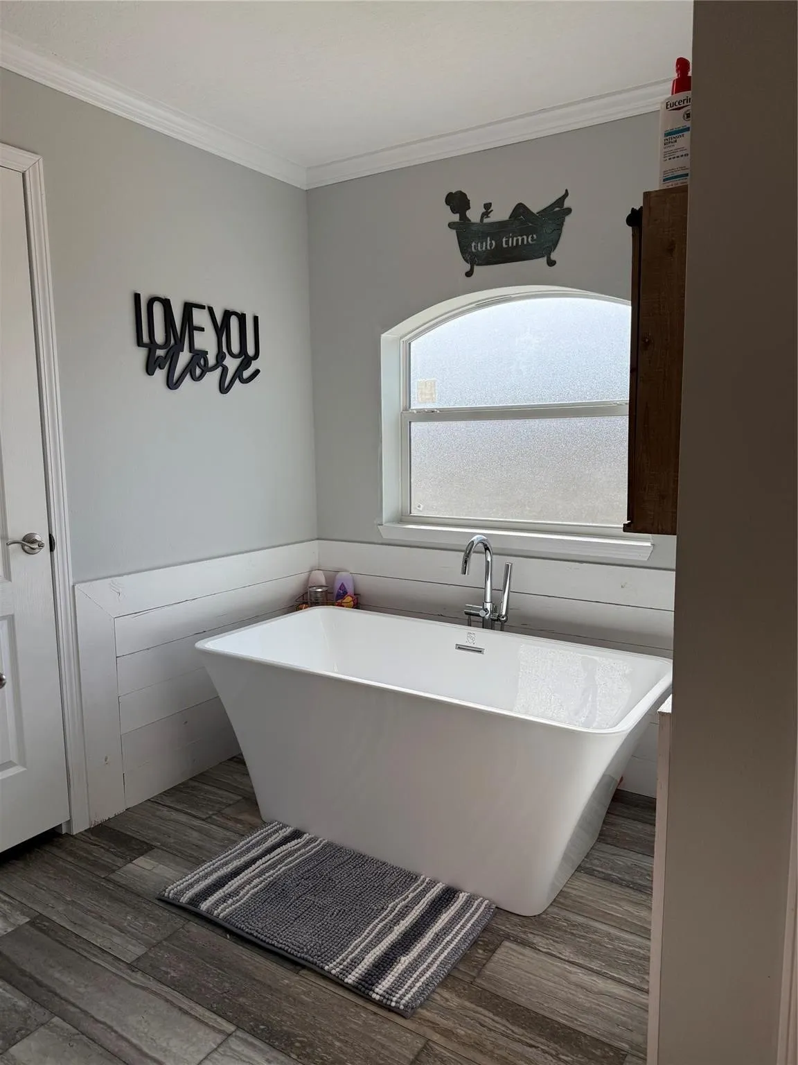 Farm For Sale in Erath County , 4565 County Road 140, Stephenville, Texas 76401, 4 Bedrooms, 2 Bathrooms, Garage spaces, 2,400 Sqft, built in 2022, Preowned, Price $1,450,000, mls#21139652, Real Estate Agent in Stephenville, Homes For Sale in Erath county, Homes For Sale in Stephenville, Realtor in Stephenville Texas, Real Estate Brokerage Independent Realty Texas, Luminita Cordes Realtor