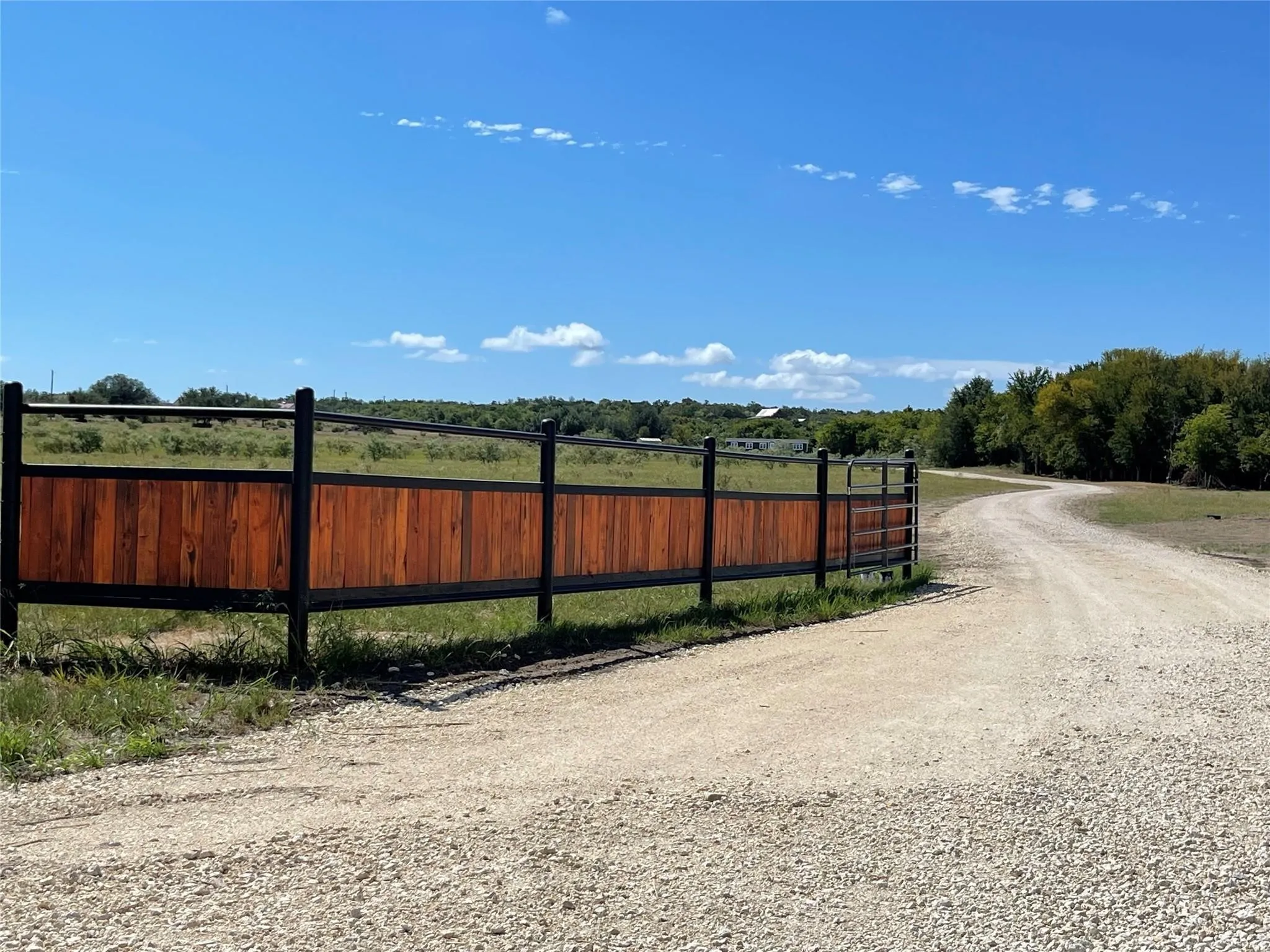 Farm For Sale in Erath County , 4565 County Road 140, Stephenville, Texas 76401, 4 Bedrooms, 2 Bathrooms, Garage spaces, 2,400 Sqft, built in 2022, Preowned, Price $1,450,000, mls#21139652, Real Estate Agent in Stephenville, Homes For Sale in Erath county, Homes For Sale in Stephenville, Realtor in Stephenville Texas, Real Estate Brokerage Independent Realty Texas, Luminita Cordes Realtor
