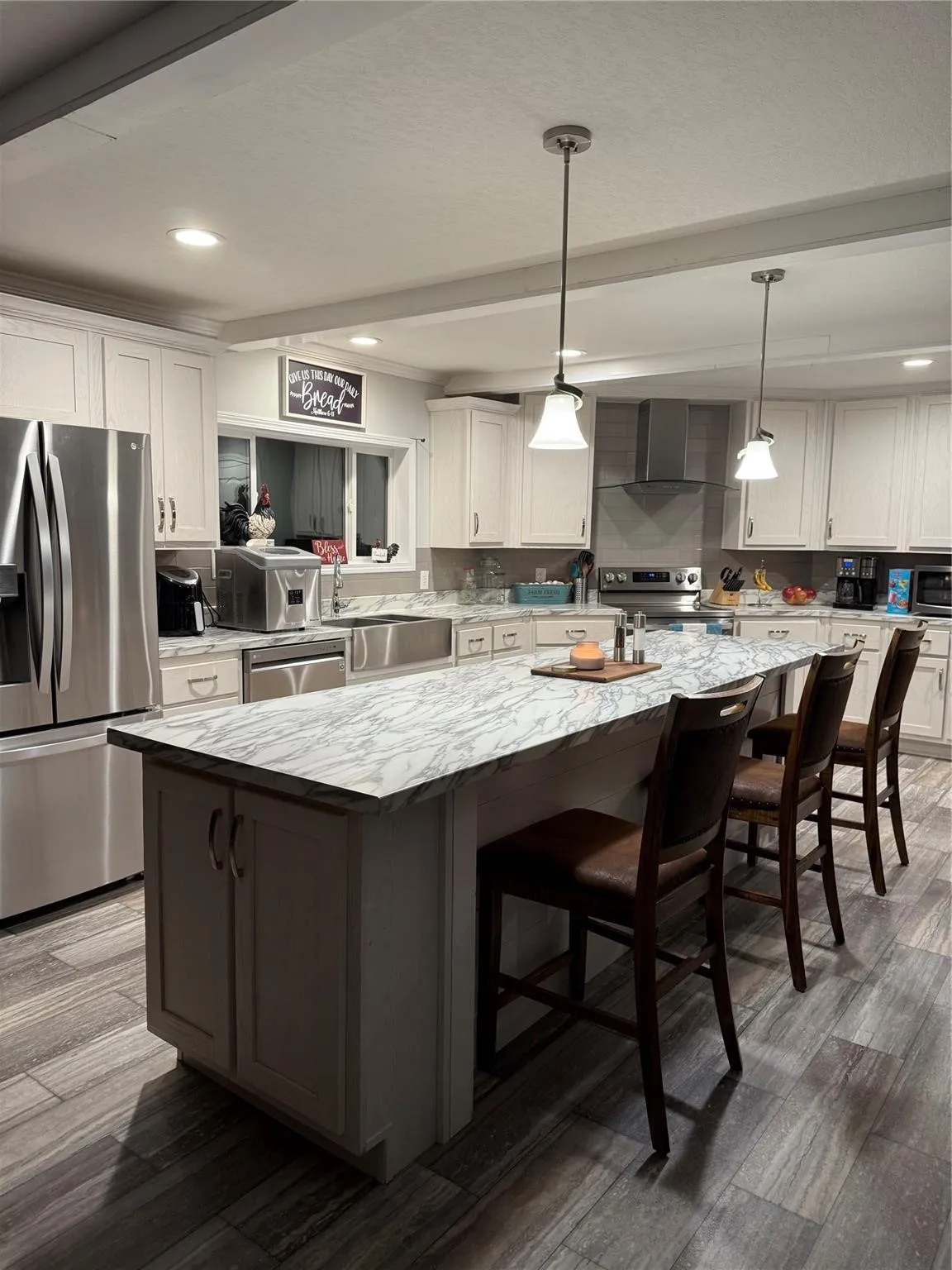 Farm For Sale in Erath County , 4565 County Road 140, Stephenville, Texas 76401, 4 Bedrooms, 2 Bathrooms, Garage spaces, 2,400 Sqft, built in 2022, Preowned, Price $1,450,000, mls#21139652, Real Estate Agent in Stephenville, Homes For Sale in Erath county, Homes For Sale in Stephenville, Realtor in Stephenville Texas, Real Estate Brokerage Independent Realty Texas, Luminita Cordes Realtor