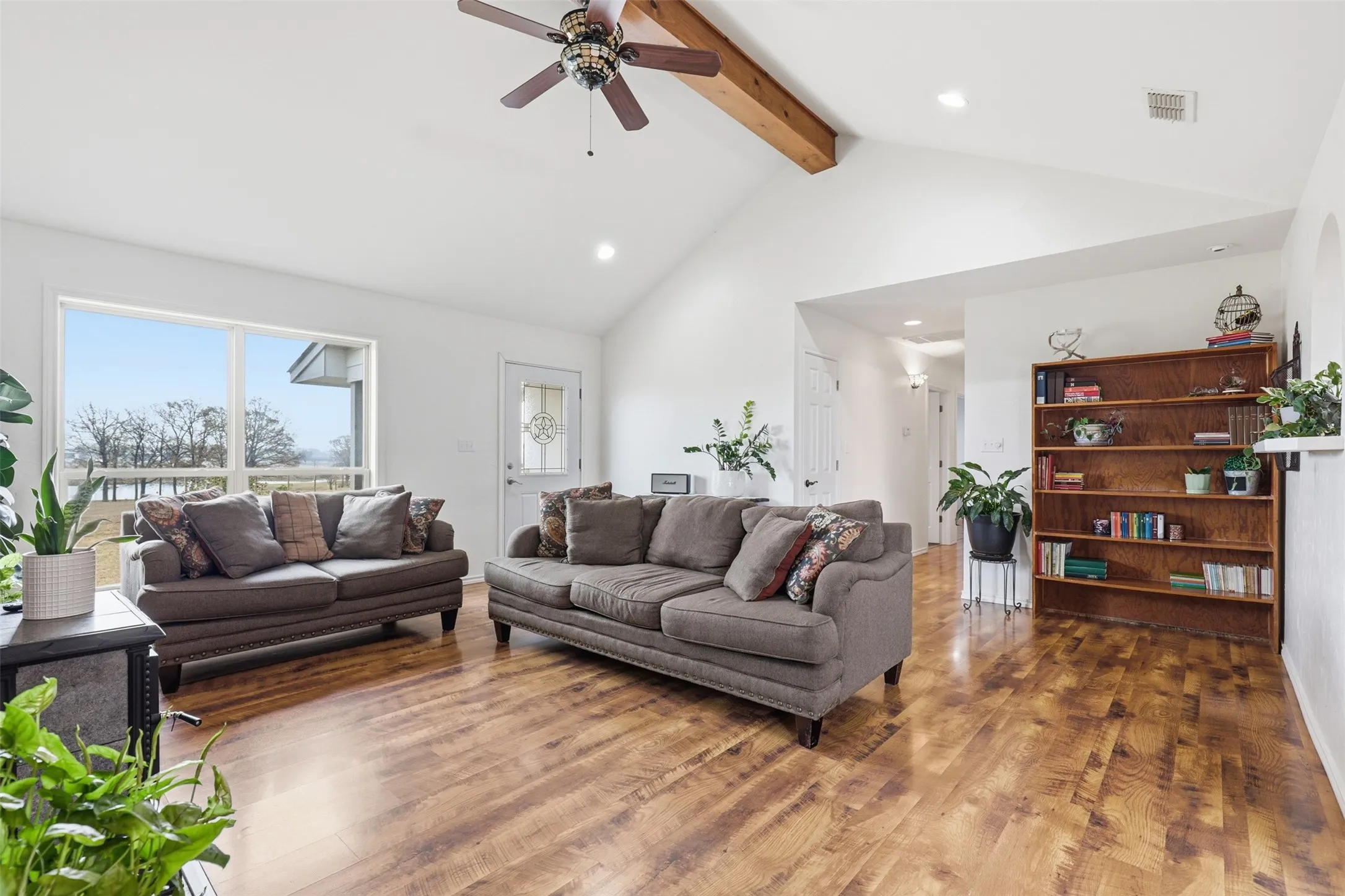 Farm For Sale in Hopkins County , 8919 County Rd. 2310, Sulphur Springs, Texas 75482, 5 Bedrooms, 3 Bathrooms, 2 Garage spaces, 3,100 Sqft, built in 2004, Preowned, Price $634,200, mls#21137606, Real Estate Agent in Sulphur Springs, Homes For Sale in Hopkins county, Homes For Sale in Sulphur Springs, Realtor in Sulphur Springs Texas, Real Estate Brokerage Independent Realty Texas, Luminita Cordes Realtor