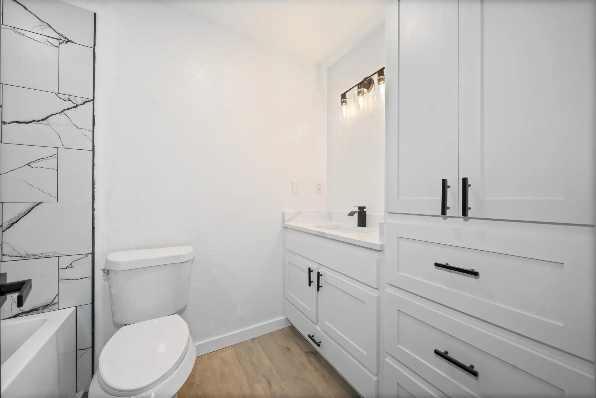 Single Family Residence For Sale in Hill County , 203 E South Street, Itasca, Texas 76055, 3 Bedrooms, 2 Bathrooms, 1 Garage spaces, 1,375 Sqft, built in 2025, New Construction - Complete, Price $237,000, mls#21139334, Real Estate Agent in Itasca, Homes For Sale in Hill county, Homes For Sale in Itasca, Realtor in Itasca Texas, Real Estate Brokerage Independent Realty Texas, Luminita Cordes Realtor