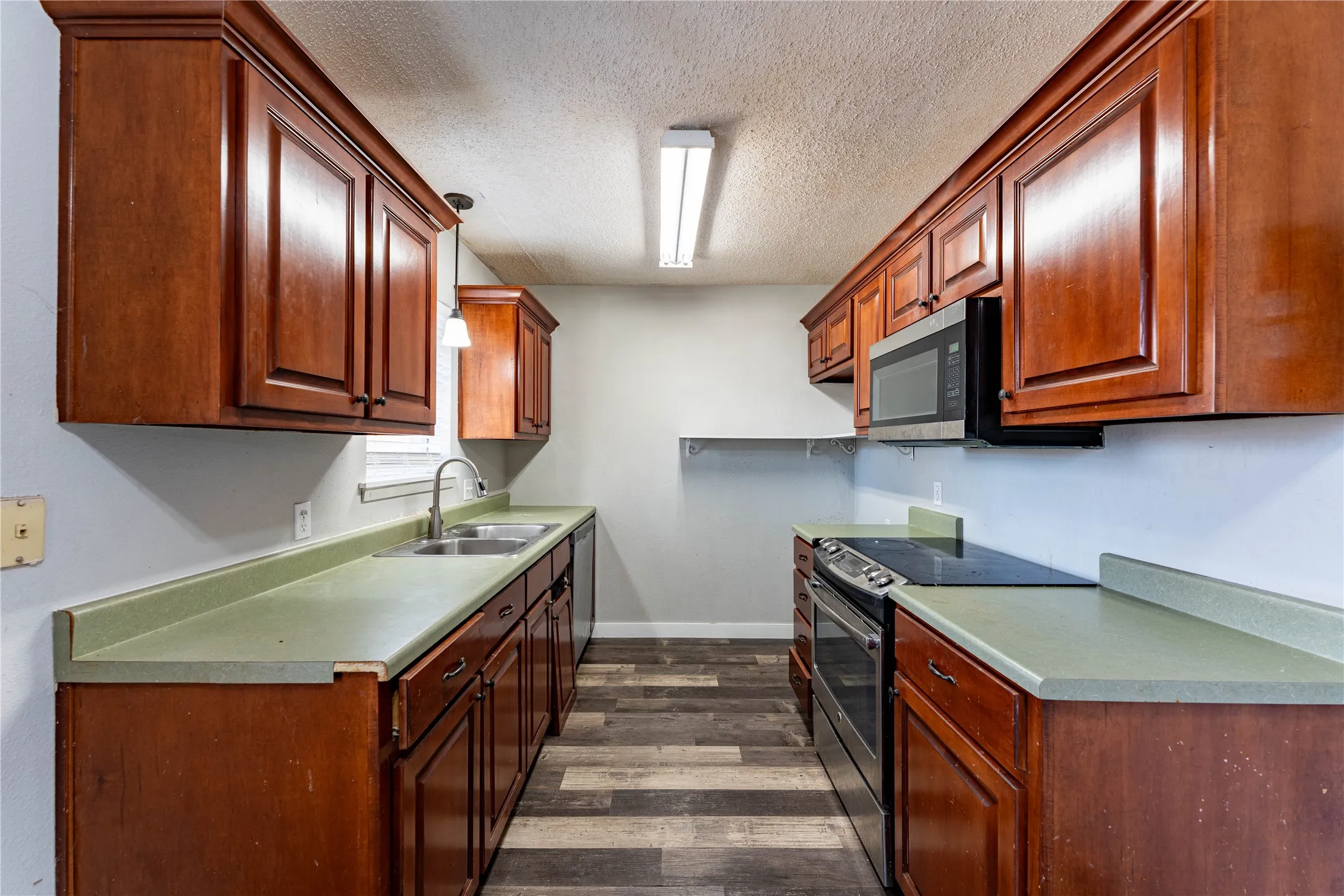 Single Family Residence For Sale in Lamar County , 980 29th Street SE, Paris, Texas 75460, 5 Bedrooms, 2 Bathrooms, Garage spaces, 2,056 Sqft, built in 1964, Price $210,000, mls#21140999, Real Estate Agent in Paris, Homes For Sale in Lamar county, Homes For Sale in Paris, Realtor in Paris Texas, Real Estate Brokerage Independent Realty Texas, Luminita Cordes Realtor