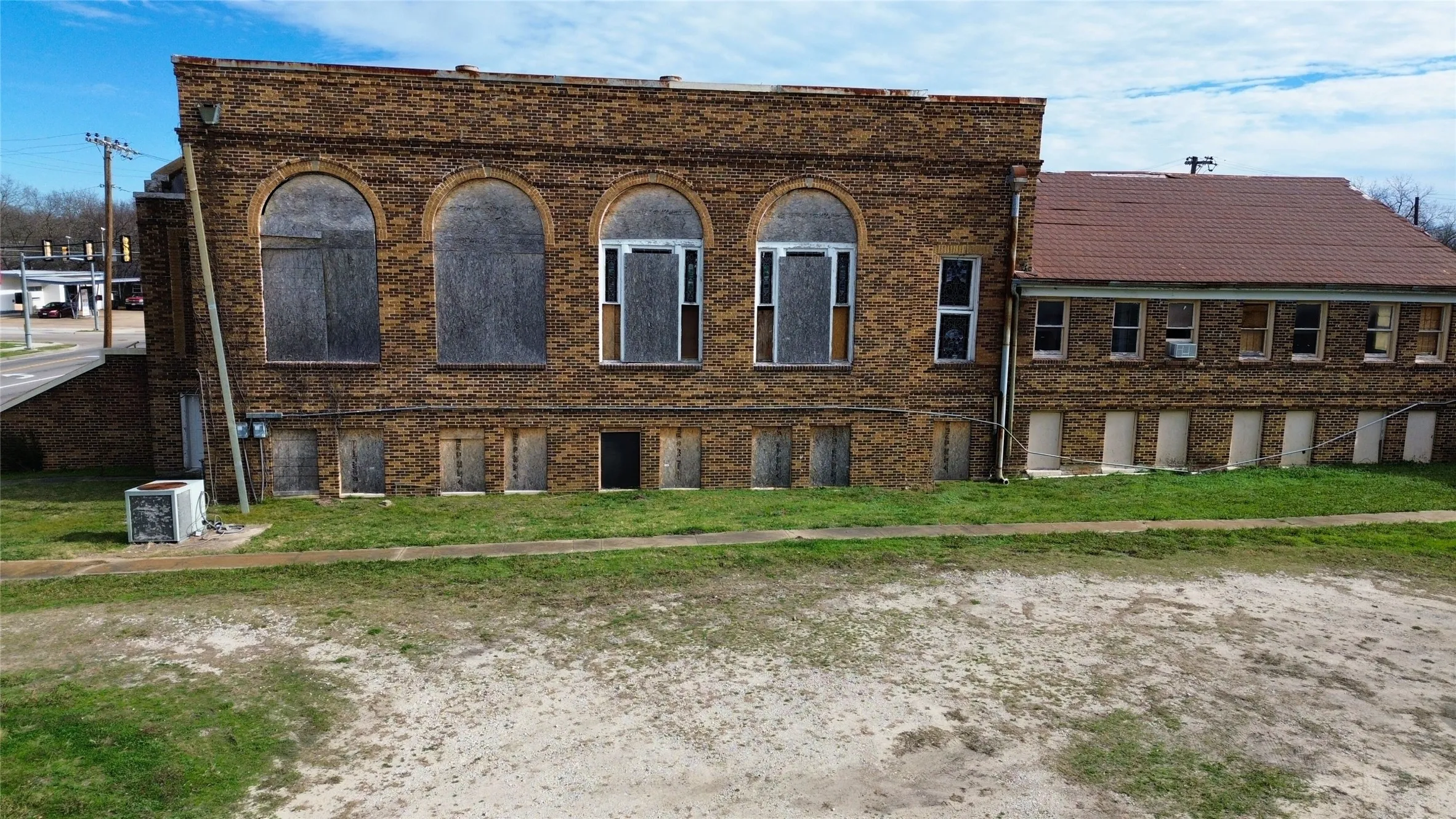 Retail For Sale in Hunt County , 3907 Lee Street, Greenville, Texas 75401, 0, 0, Garage spaces, 0 Sqft, built in 1965, Preowned, Price $475,000, mls#21141036, Real Estate Agent in Greenville, Homes For Sale in Hunt county, Homes For Sale in Greenville, Realtor in Greenville Texas, Real Estate Brokerage Independent Realty Texas, Luminita Cordes Realtor