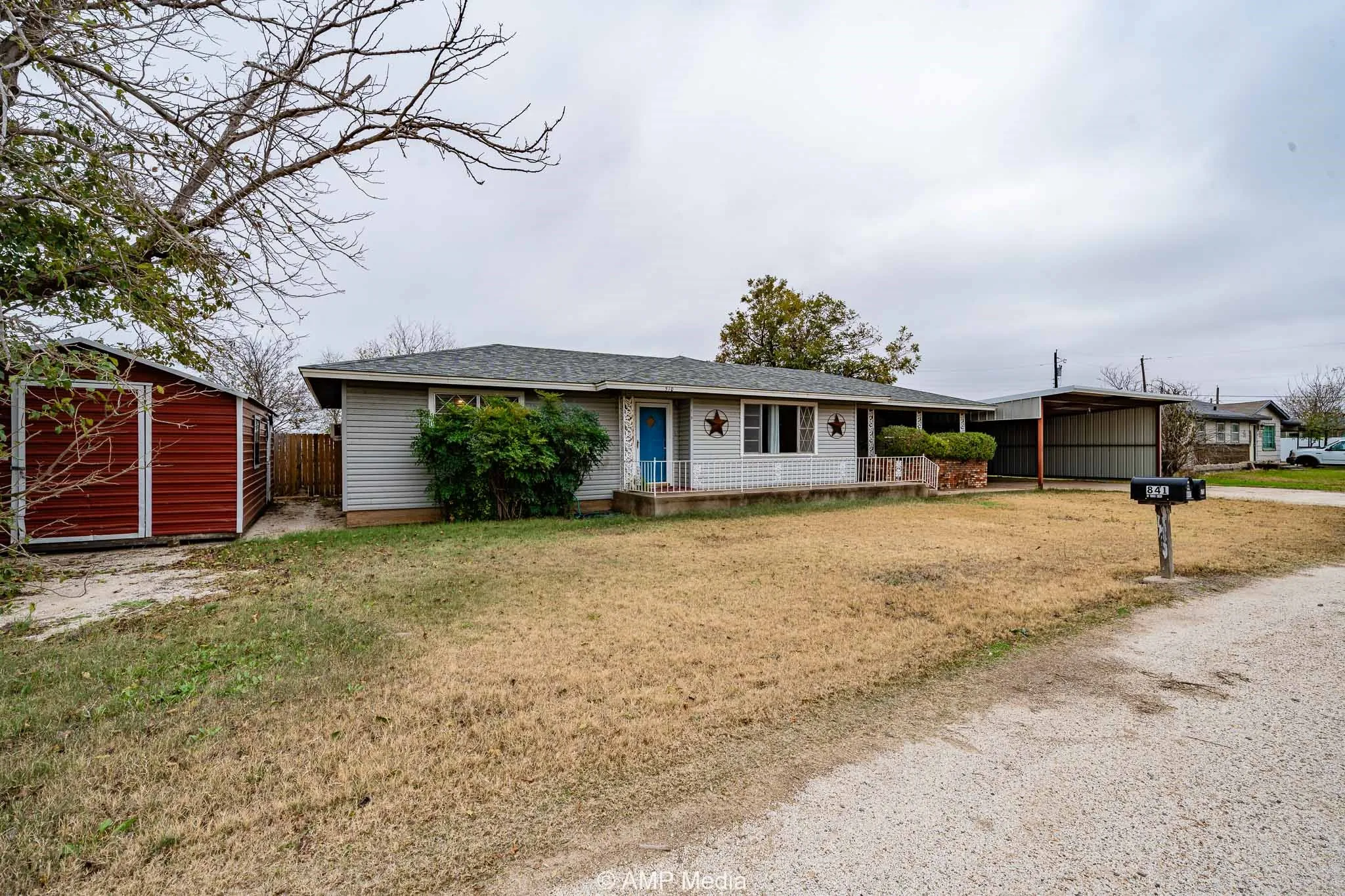 Single Family Residence For Sale in Knox County , 510 W Irving Street, Munday, Texas 76371, 2 Bedroom, 1 Bathroom, Garage spaces, 1,284 Sqft, built in 1951, Preowned, mls#21140913, Real Estate Agent in Munday, Homes For Sale in Knox county, Homes For Sale in Munday, Realtor in Munday Texas, Real Estate Brokerage Independent Realty Texas, Luminita Cordes Realtor