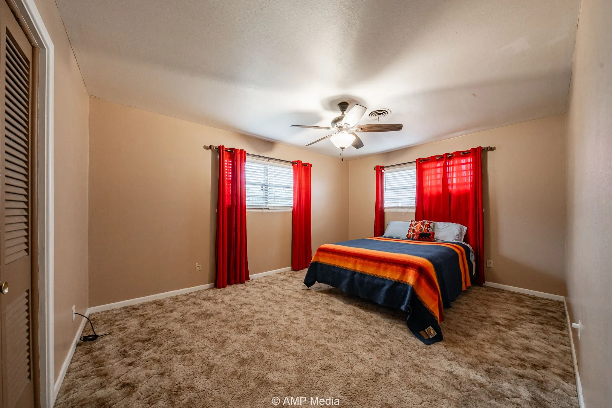 Single Family Residence For Sale in Knox County , 510 W Irving Street, Munday, Texas 76371, 2 Bedroom, 1 Bathroom, Garage spaces, 1,284 Sqft, built in 1951, Preowned, mls#21140913, Real Estate Agent in Munday, Homes For Sale in Knox county, Homes For Sale in Munday, Realtor in Munday Texas, Real Estate Brokerage Independent Realty Texas, Luminita Cordes Realtor