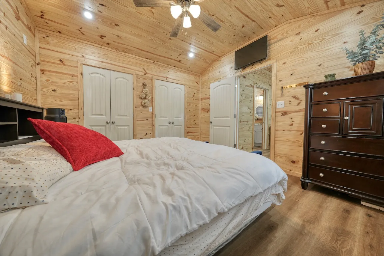 Single Family Residence For Sale in Smith County , 24773 CR 460, Grand Saline, Texas 75140, 1 Bedroom, 1 Bathroom, Garage spaces, 704 Sqft, built in 2024, Price $169,900, mls#21140948, Real Estate Agent in Grand Saline, Homes For Sale in Smith county, Homes For Sale in Grand Saline, Realtor in Grand Saline Texas, Real Estate Brokerage Independent Realty Texas, Luminita Cordes Realtor