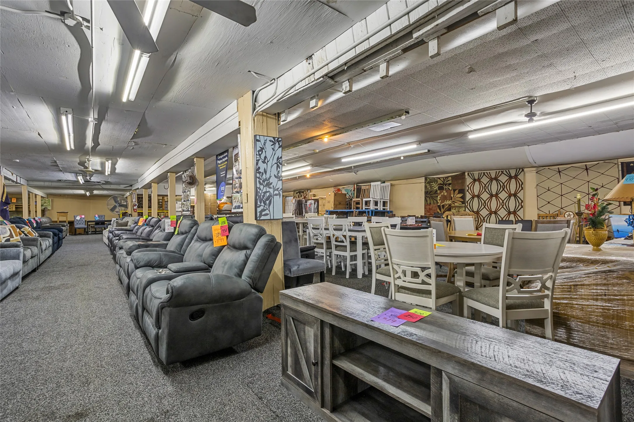 Business For Sale in Tarrant County , 2615 Jacksboro Highway, River Oaks, Texas 76114, 0, 0, Garage spaces, 0 Sqft, built in 1953, Preowned, mls#21141056, Real Estate Agent in River Oaks, Homes For Sale in Tarrant county, Homes For Sale in River Oaks, Realtor in River Oaks Texas, Real Estate Brokerage Independent Realty Texas, Luminita Cordes Realtor