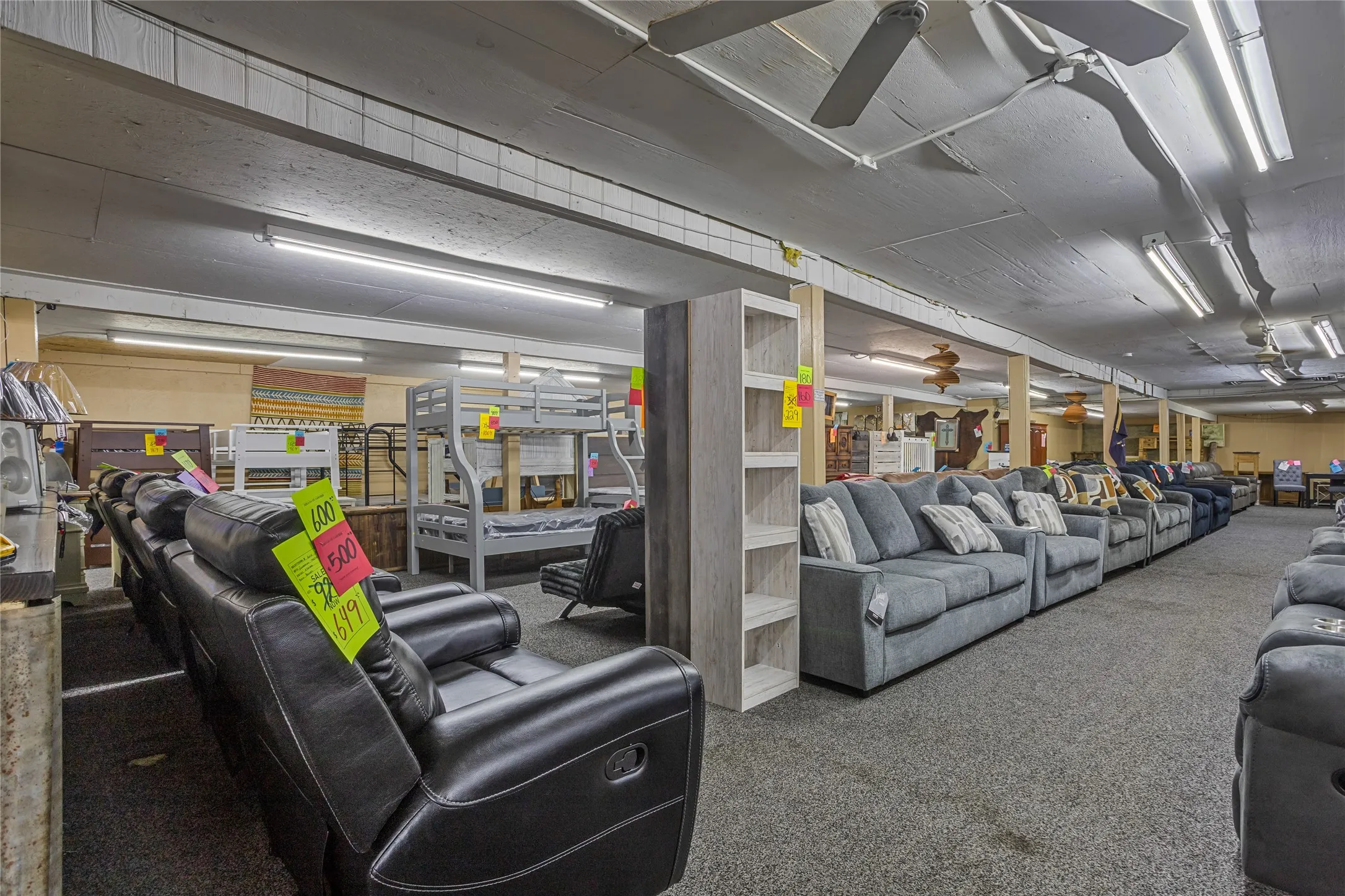 Business For Sale in Tarrant County , 2615 Jacksboro Highway, River Oaks, Texas 76114, 0, 0, Garage spaces, 0 Sqft, built in 1953, Preowned, mls#21141056, Real Estate Agent in River Oaks, Homes For Sale in Tarrant county, Homes For Sale in River Oaks, Realtor in River Oaks Texas, Real Estate Brokerage Independent Realty Texas, Luminita Cordes Realtor