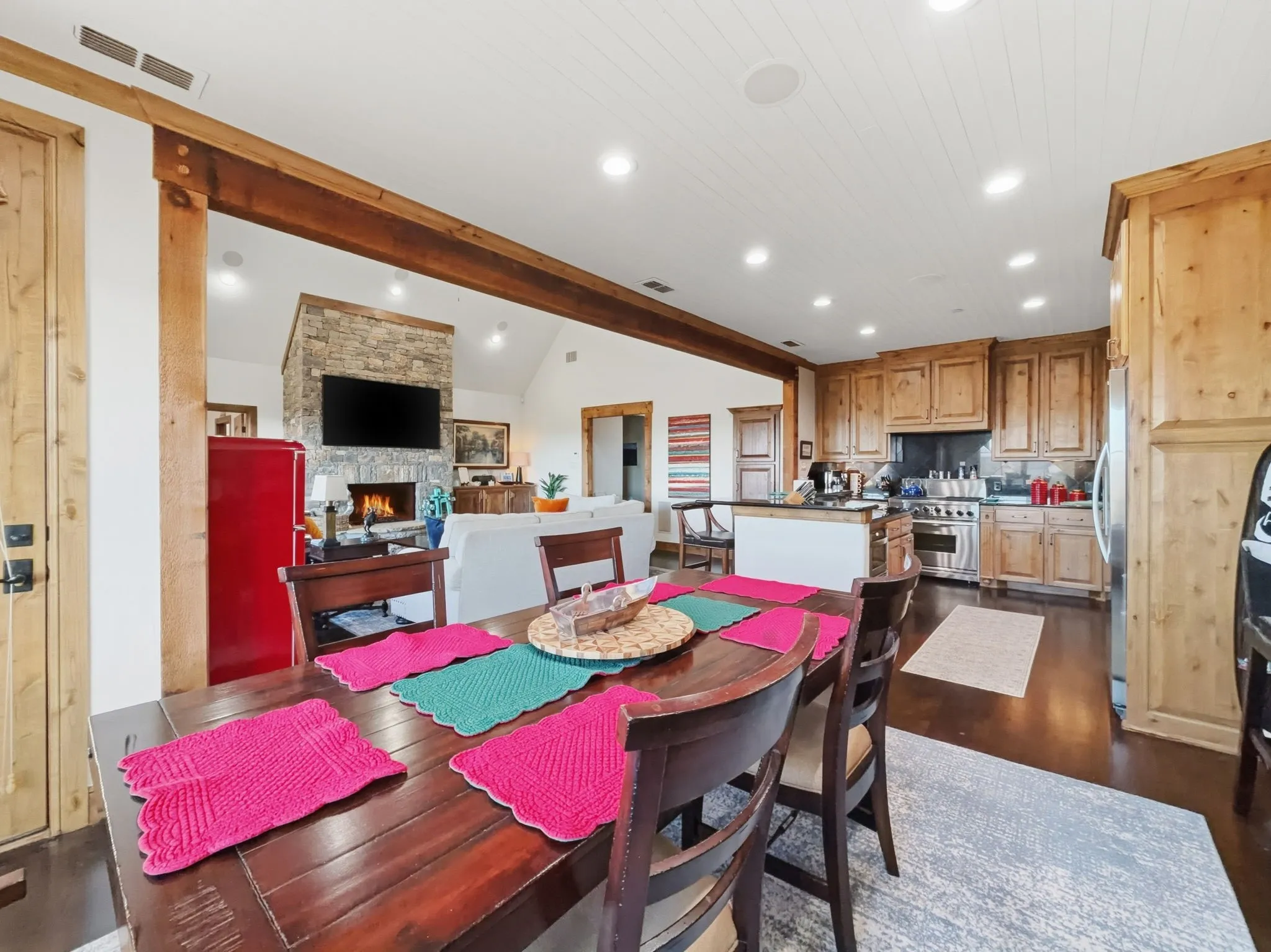 Condominium For Sale in Palo Pinto County , 2033 Harbor Way 302, Graford, Texas 76449, 3 Bedroom, 3 Bathroom, 1 Garage spaces, 1,941 Sqft, built in 2008, Preowned, Price $539,000, mls#21141016, Real Estate Agent in Graford, Homes For Sale in Palo Pinto county, Homes For Sale in Graford, Realtor in Graford Texas, Real Estate Brokerage Independent Realty Texas, Luminita Cordes Realtor
