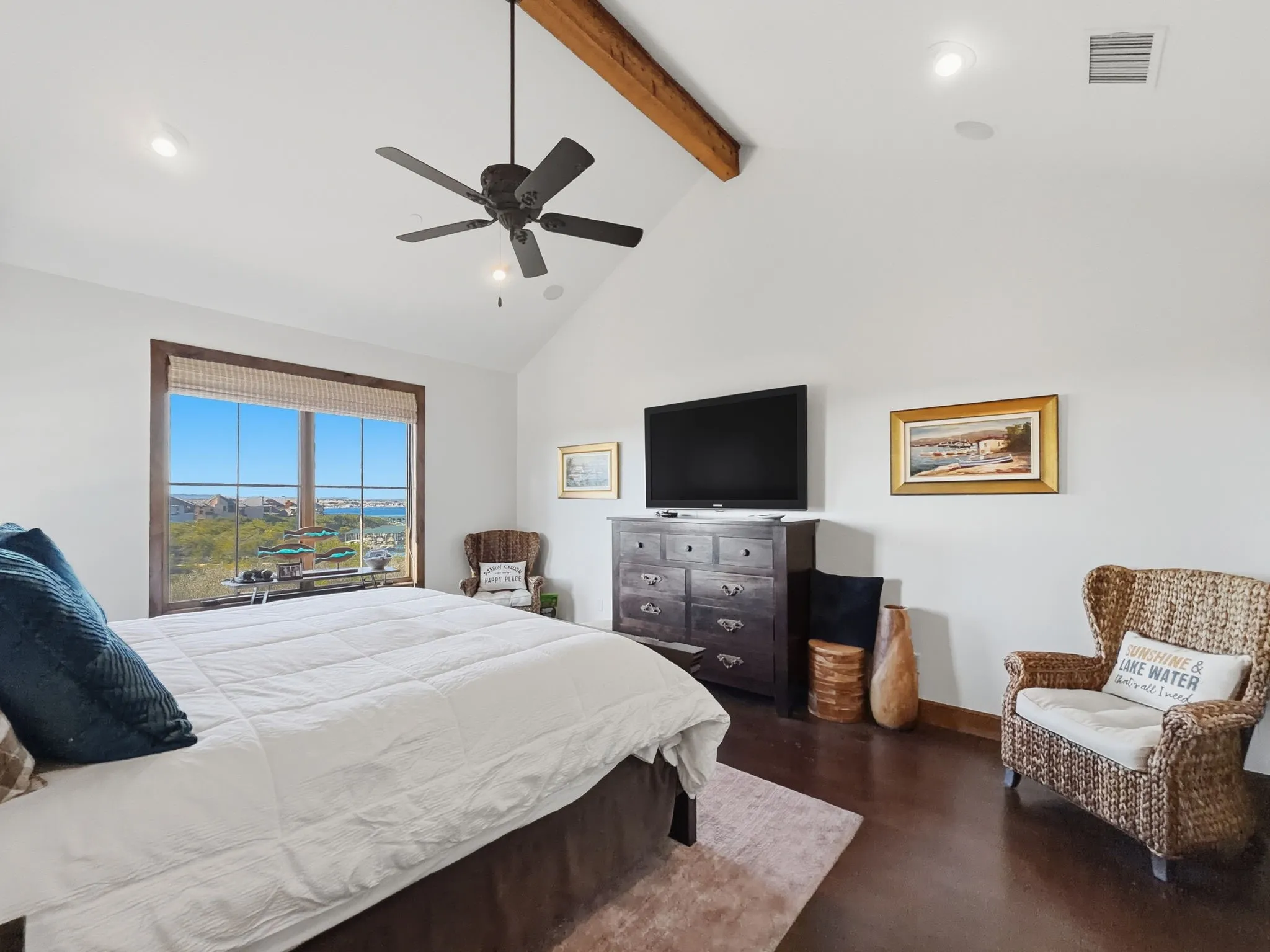Condominium For Sale in Palo Pinto County , 2033 Harbor Way 302, Graford, Texas 76449, 3 Bedroom, 3 Bathroom, 1 Garage spaces, 1,941 Sqft, built in 2008, Preowned, Price $539,000, mls#21141016, Real Estate Agent in Graford, Homes For Sale in Palo Pinto county, Homes For Sale in Graford, Realtor in Graford Texas, Real Estate Brokerage Independent Realty Texas, Luminita Cordes Realtor