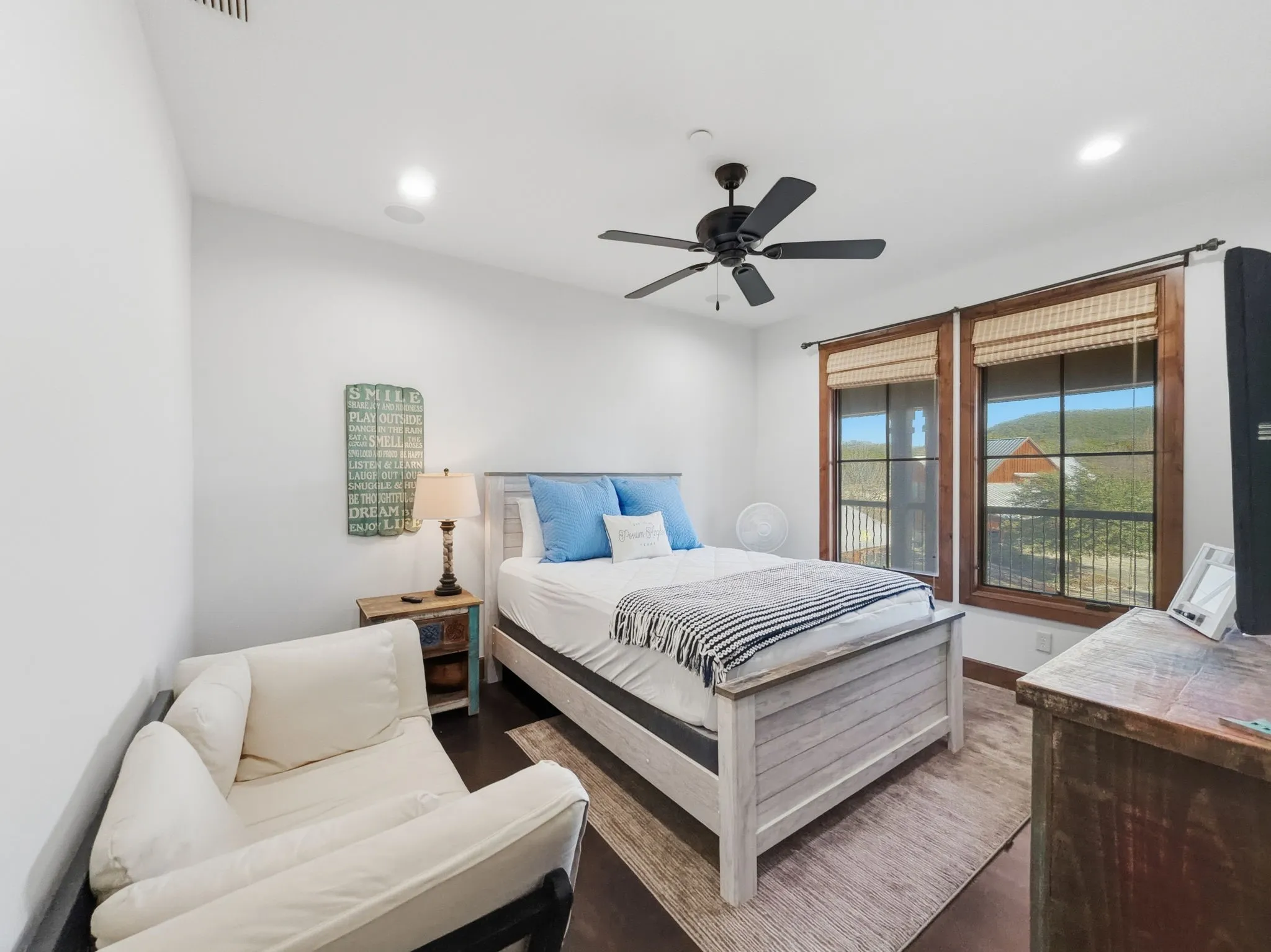 Condominium For Sale in Palo Pinto County , 2033 Harbor Way 302, Graford, Texas 76449, 3 Bedroom, 3 Bathroom, 1 Garage spaces, 1,941 Sqft, built in 2008, Preowned, Price $539,000, mls#21141016, Real Estate Agent in Graford, Homes For Sale in Palo Pinto county, Homes For Sale in Graford, Realtor in Graford Texas, Real Estate Brokerage Independent Realty Texas, Luminita Cordes Realtor