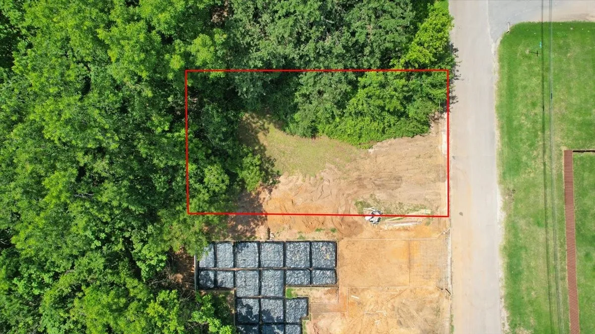 Unimproved Land For Sale in Grayson County , 2560 S Scullin Avenue, Denison, Texas 75020, 0, 0, Garage spaces, 0 Sqft, built in 0, Price $52,000, mls#21141267, Real Estate Agent in Denison, Homes For Sale in Grayson county, Homes For Sale in Denison, Realtor in Denison Texas, Real Estate Brokerage Independent Realty Texas, Luminita Cordes Realtor