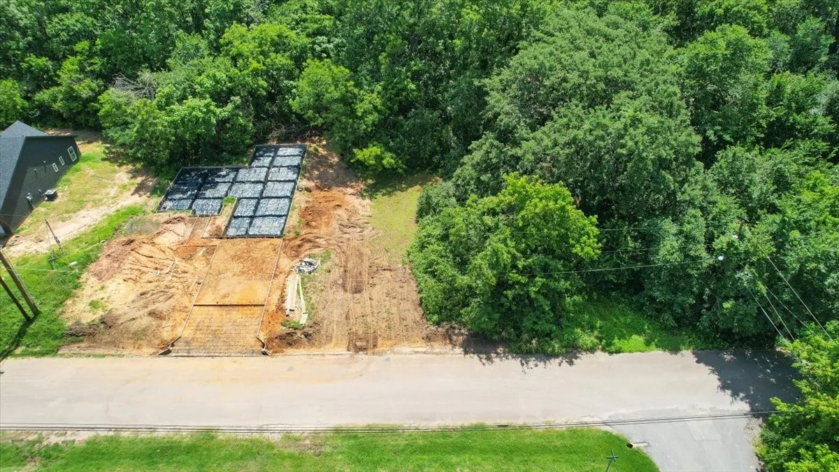 Unimproved Land For Sale in Grayson County , 2560 S Scullin Avenue, Denison, Texas 75020, 0, 0, Garage spaces, 0 Sqft, built in 0, Price $52,000, mls#21141267, Real Estate Agent in Denison, Homes For Sale in Grayson county, Homes For Sale in Denison, Realtor in Denison Texas, Real Estate Brokerage Independent Realty Texas, Luminita Cordes Realtor