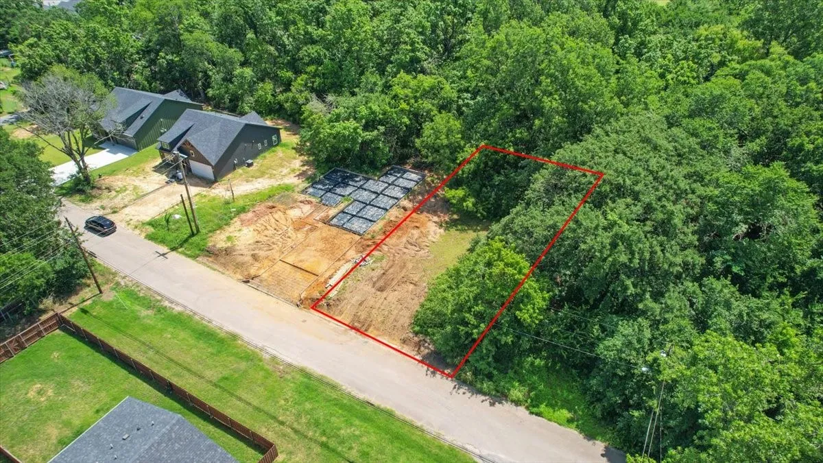 Unimproved Land For Sale in Grayson County , 2560 S Scullin Avenue, Denison, Texas 75020, 0, 0, Garage spaces, 0 Sqft, built in 0, Price $52,000, mls#21141267, Real Estate Agent in Denison, Homes For Sale in Grayson county, Homes For Sale in Denison, Realtor in Denison Texas, Real Estate Brokerage Independent Realty Texas, Luminita Cordes Realtor