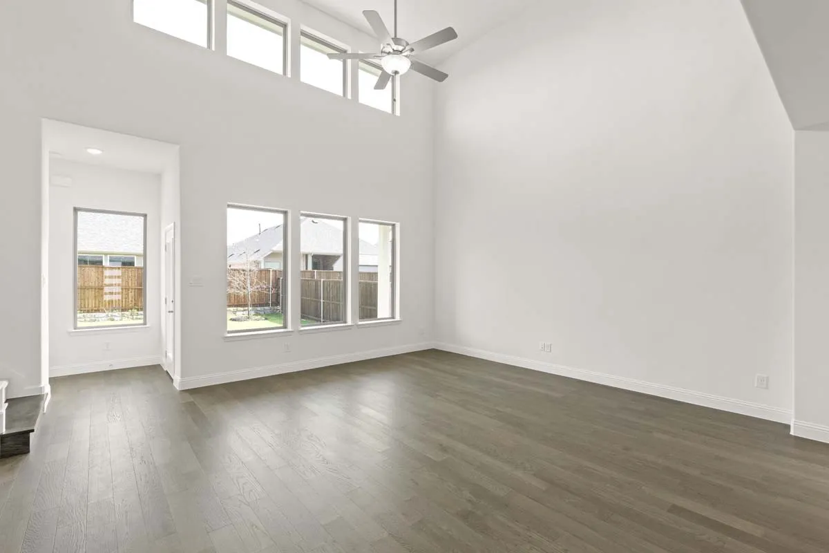 07-3506-honeysuckle-hollow-melissa-tx-two-story-living-room