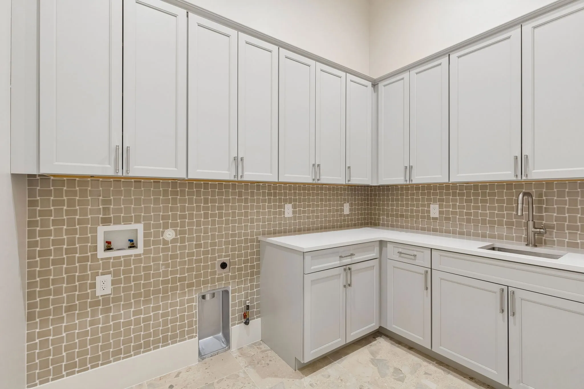 Single Family Residence For Sale in Tarrant County , 200 Murano Place, Southlake, Texas 76092, 4 Bedroom, 6 Bathroom, 4 Garage spaces, 4,869 Sqft, built in 2026, mls#21136267, Real Estate Agent in Southlake, Homes For Sale in Tarrant county, Homes For Sale in Southlake, Realtor in Southlake Texas, Real Estate Brokerage Independent Realty Texas, Luminita Cordes Realtor