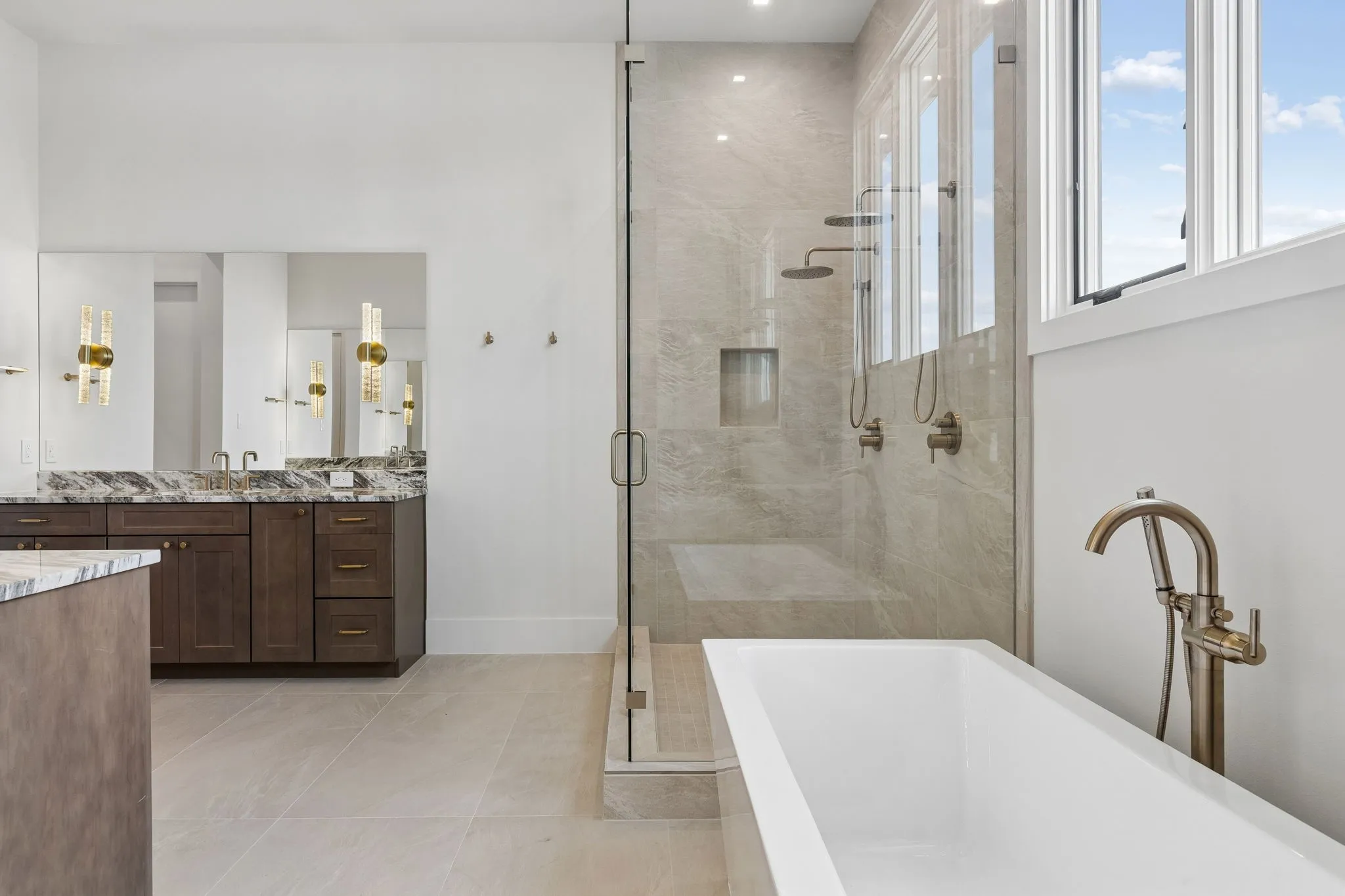 Single Family Residence For Sale in Tarrant County , 200 Murano Place, Southlake, Texas 76092, 4 Bedroom, 6 Bathroom, 4 Garage spaces, 4,869 Sqft, built in 2026, mls#21136267, Real Estate Agent in Southlake, Homes For Sale in Tarrant county, Homes For Sale in Southlake, Realtor in Southlake Texas, Real Estate Brokerage Independent Realty Texas, Luminita Cordes Realtor