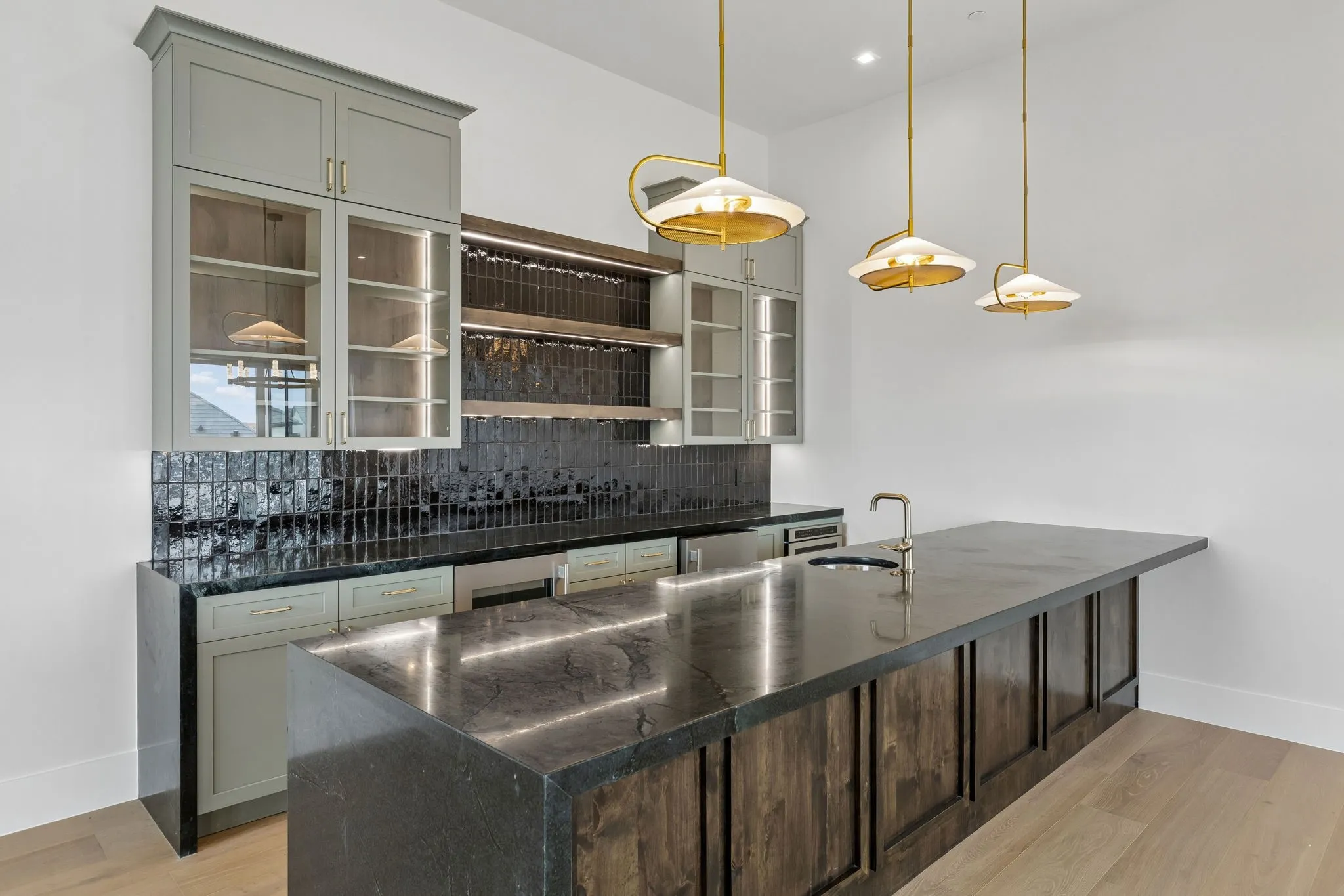 Single Family Residence For Sale in Tarrant County , 200 Murano Place, Southlake, Texas 76092, 4 Bedroom, 6 Bathroom, 4 Garage spaces, 4,869 Sqft, built in 2026, mls#21136267, Real Estate Agent in Southlake, Homes For Sale in Tarrant county, Homes For Sale in Southlake, Realtor in Southlake Texas, Real Estate Brokerage Independent Realty Texas, Luminita Cordes Realtor