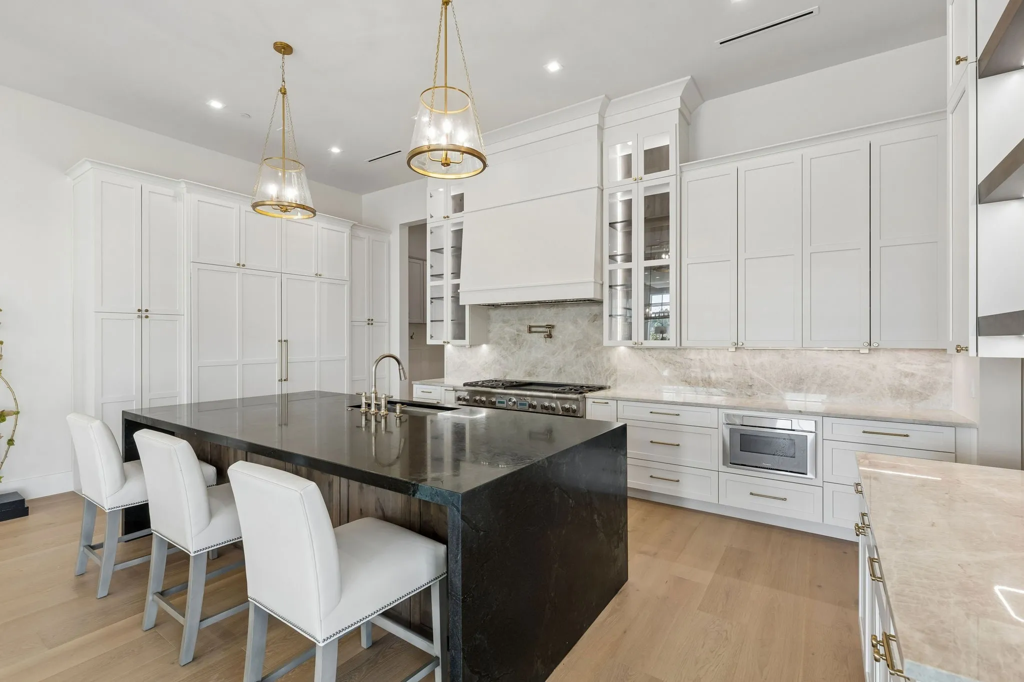 Single Family Residence For Sale in Tarrant County , 200 Murano Place, Southlake, Texas 76092, 4 Bedroom, 6 Bathroom, 4 Garage spaces, 4,869 Sqft, built in 2026, mls#21136267, Real Estate Agent in Southlake, Homes For Sale in Tarrant county, Homes For Sale in Southlake, Realtor in Southlake Texas, Real Estate Brokerage Independent Realty Texas, Luminita Cordes Realtor