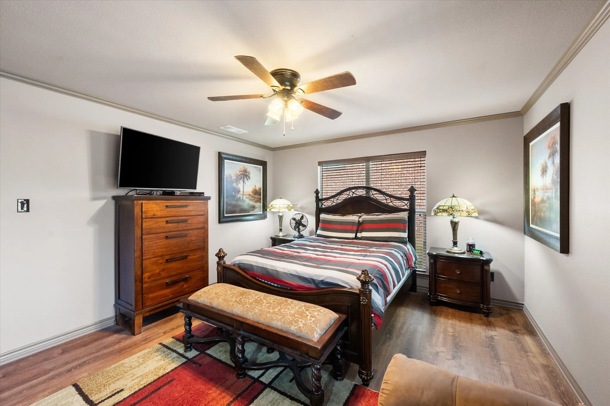 Single Family Residence For Sale in Henderson County , 110 Northwood Place, Enchanted Oaks, Texas 75156, 3 Bedroom, 2 Bathroom, 2 Garage spaces, 1,792 Sqft, built in 1972, Preowned, mls#21139421, Real Estate Agent in Enchanted Oaks, Homes For Sale in Henderson county, Homes For Sale in Enchanted Oaks, Realtor in Enchanted Oaks Texas, Real Estate Brokerage Independent Realty Texas, Luminita Cordes Realtor
