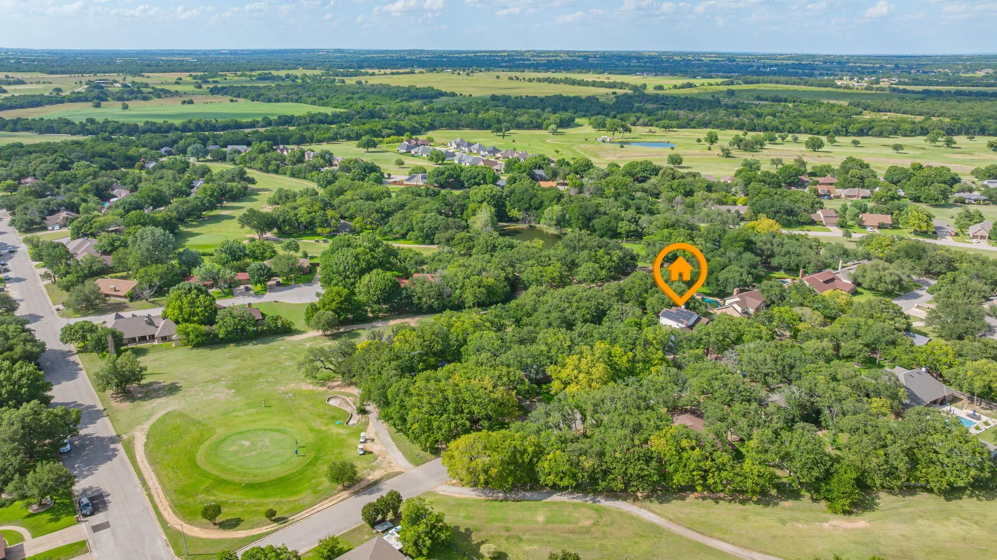 Single Family Residence For Sale in Erath County , 107 Sandra Palmer Street, Stephenville, Texas 76401, 4 Bedroom, 3 Bathroom, Garage spaces, 3,078 Sqft, built in 1993, Preowned, mls#21141420, Real Estate Agent in Stephenville, Homes For Sale in Erath county, Homes For Sale in Stephenville, Realtor in Stephenville Texas, Real Estate Brokerage Independent Realty Texas, Luminita Cordes Realtor