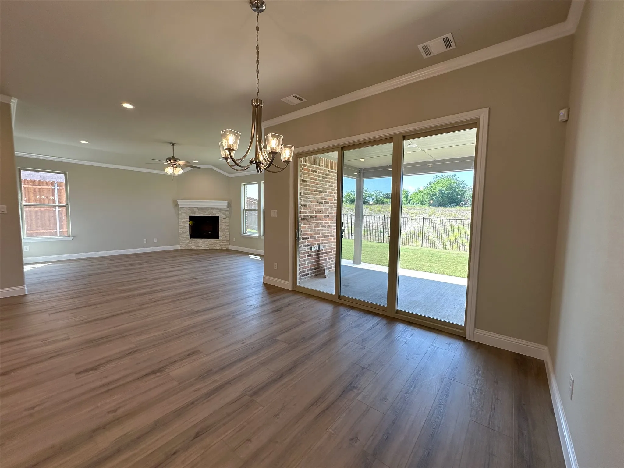 Single Family Residence For Sale in Johnson County , 2003 Belle Lagos Lane, Cleburne, Texas 76033, 3 Bedroom, 3 Bathroom, 3 Garage spaces, 2,155 Sqft, built in 2026, mls#21141482, Real Estate Agent in Cleburne, Homes For Sale in Johnson county, Homes For Sale in Cleburne, Realtor in Cleburne Texas, Real Estate Brokerage Independent Realty Texas, Luminita Cordes Realtor