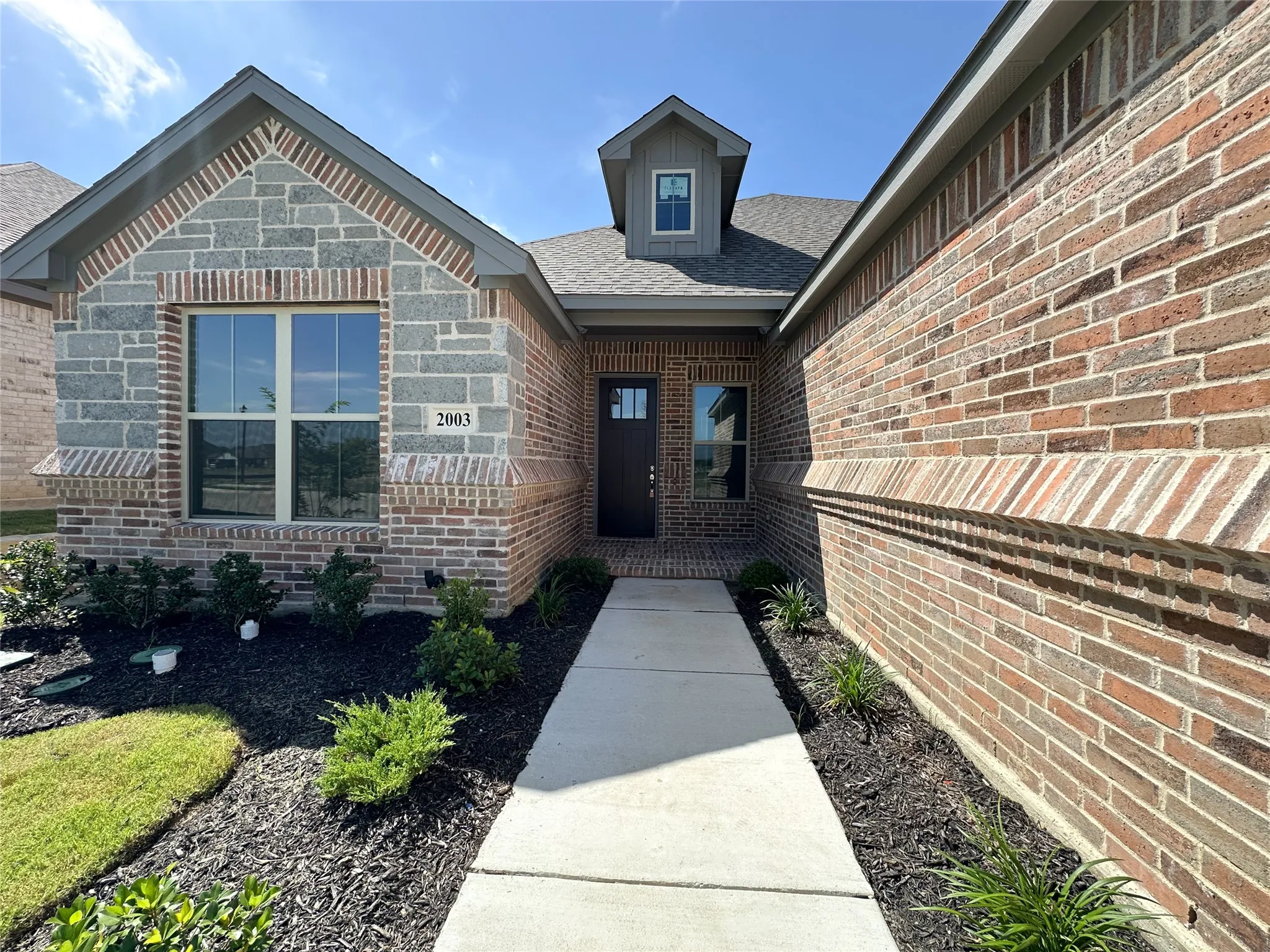 Single Family Residence For Sale in Johnson County , 2003 Belle Lagos Lane, Cleburne, Texas 76033, 3 Bedroom, 3 Bathroom, 3 Garage spaces, 2,155 Sqft, built in 2026, mls#21141482, Real Estate Agent in Cleburne, Homes For Sale in Johnson county, Homes For Sale in Cleburne, Realtor in Cleburne Texas, Real Estate Brokerage Independent Realty Texas, Luminita Cordes Realtor