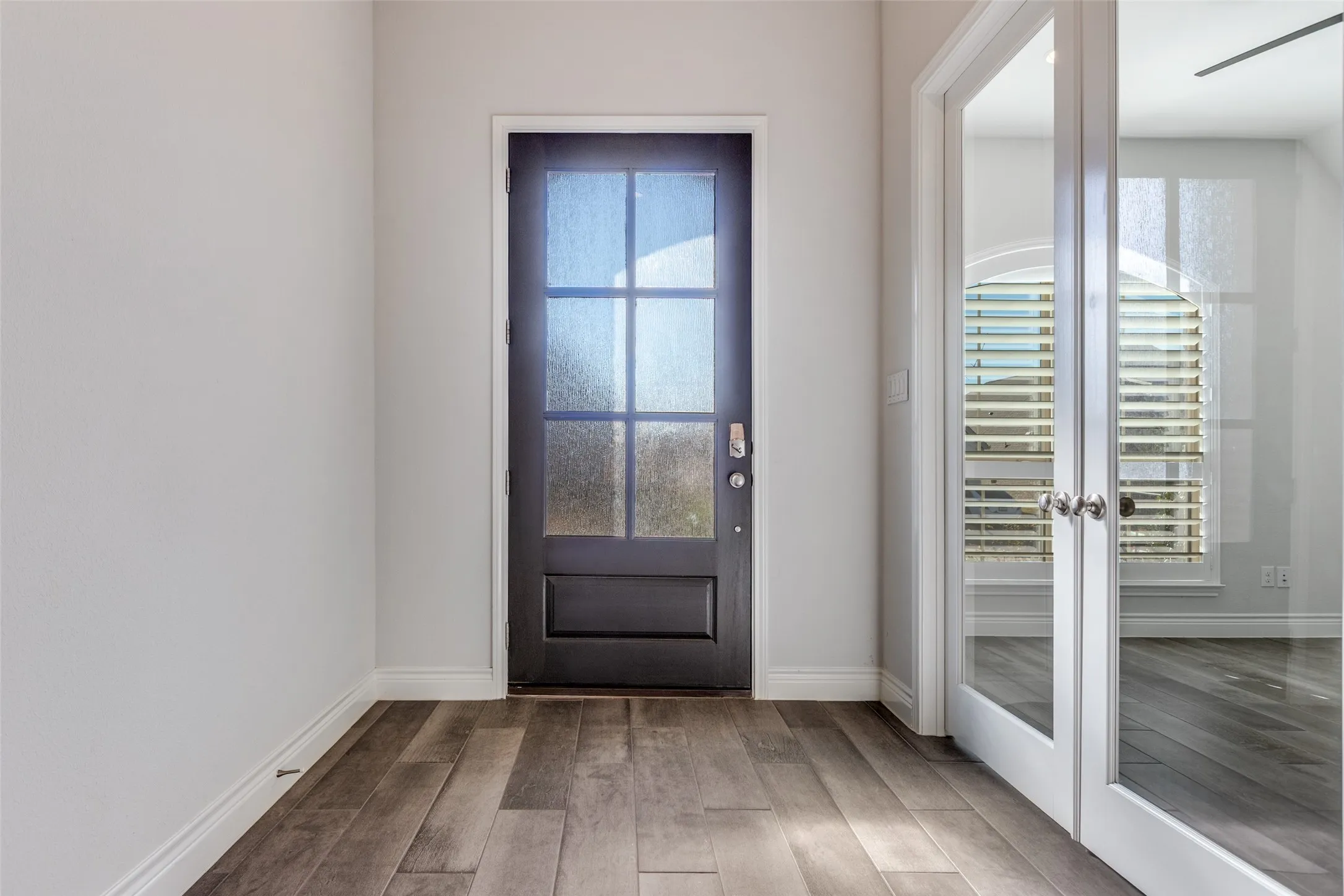 Single Family Residence For Sale in Collin County , 2632 War Admiral Street, Celina, Texas 75009, 4 Bedroom, 3 Bathroom, 2 Garage spaces, 2,503 Sqft, built in 2021, Preowned, mls#21138989, Real Estate Agent in Celina, Homes For Sale in Collin county, Homes For Sale in Celina, Realtor in Celina Texas, Real Estate Brokerage Independent Realty Texas, Luminita Cordes Realtor