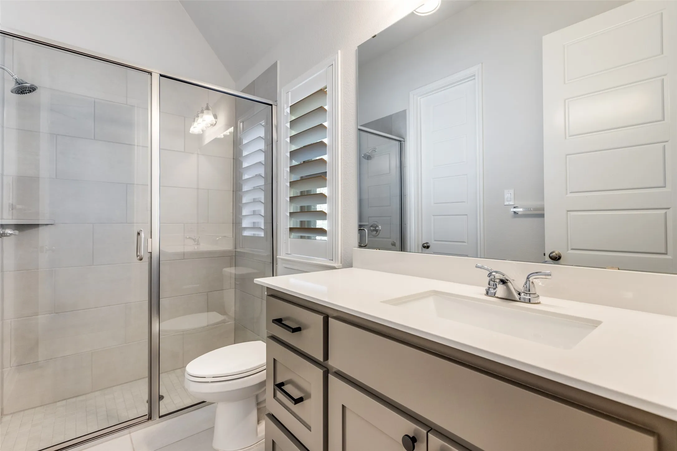 Single Family Residence For Sale in Collin County , 2632 War Admiral Street, Celina, Texas 75009, 4 Bedroom, 3 Bathroom, 2 Garage spaces, 2,503 Sqft, built in 2021, Preowned, mls#21138989, Real Estate Agent in Celina, Homes For Sale in Collin county, Homes For Sale in Celina, Realtor in Celina Texas, Real Estate Brokerage Independent Realty Texas, Luminita Cordes Realtor