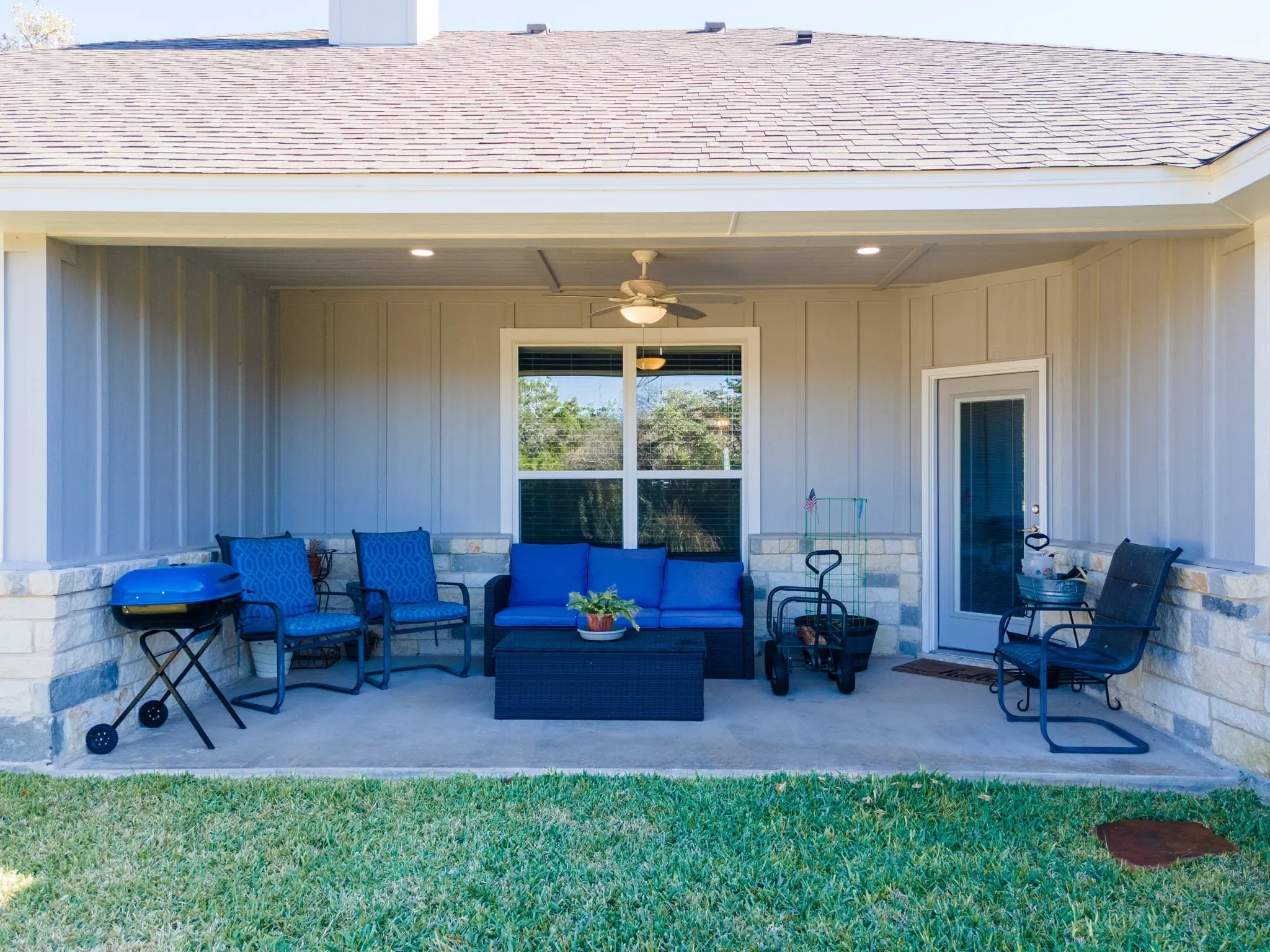 Single Family Residence For Sale in Lampasas County , 1610 Badger Lane, Lampasas, Texas 76550, 3 Bedroom, 2 Bathroom, 2 Garage spaces, 1,740 Sqft, built in 2022, Preowned, mls#21131662, Real Estate Agent in Lampasas, Homes For Sale in Lampasas county, Homes For Sale in Lampasas, Realtor in Lampasas Texas, Real Estate Brokerage Independent Realty Texas, Luminita Cordes Realtor