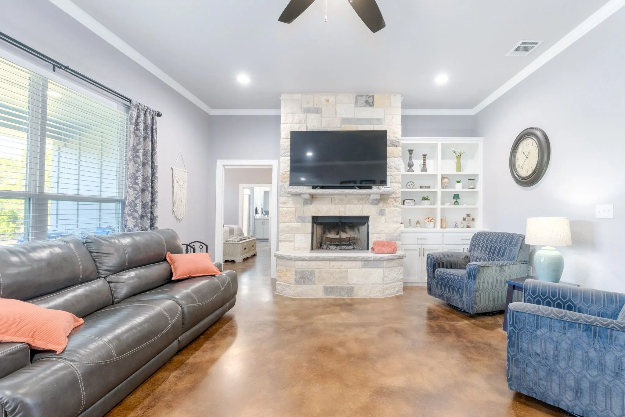 Single Family Residence For Sale in Lampasas County , 1610 Badger Lane, Lampasas, Texas 76550, 3 Bedroom, 2 Bathroom, 2 Garage spaces, 1,740 Sqft, built in 2022, Preowned, mls#21131662, Real Estate Agent in Lampasas, Homes For Sale in Lampasas county, Homes For Sale in Lampasas, Realtor in Lampasas Texas, Real Estate Brokerage Independent Realty Texas, Luminita Cordes Realtor